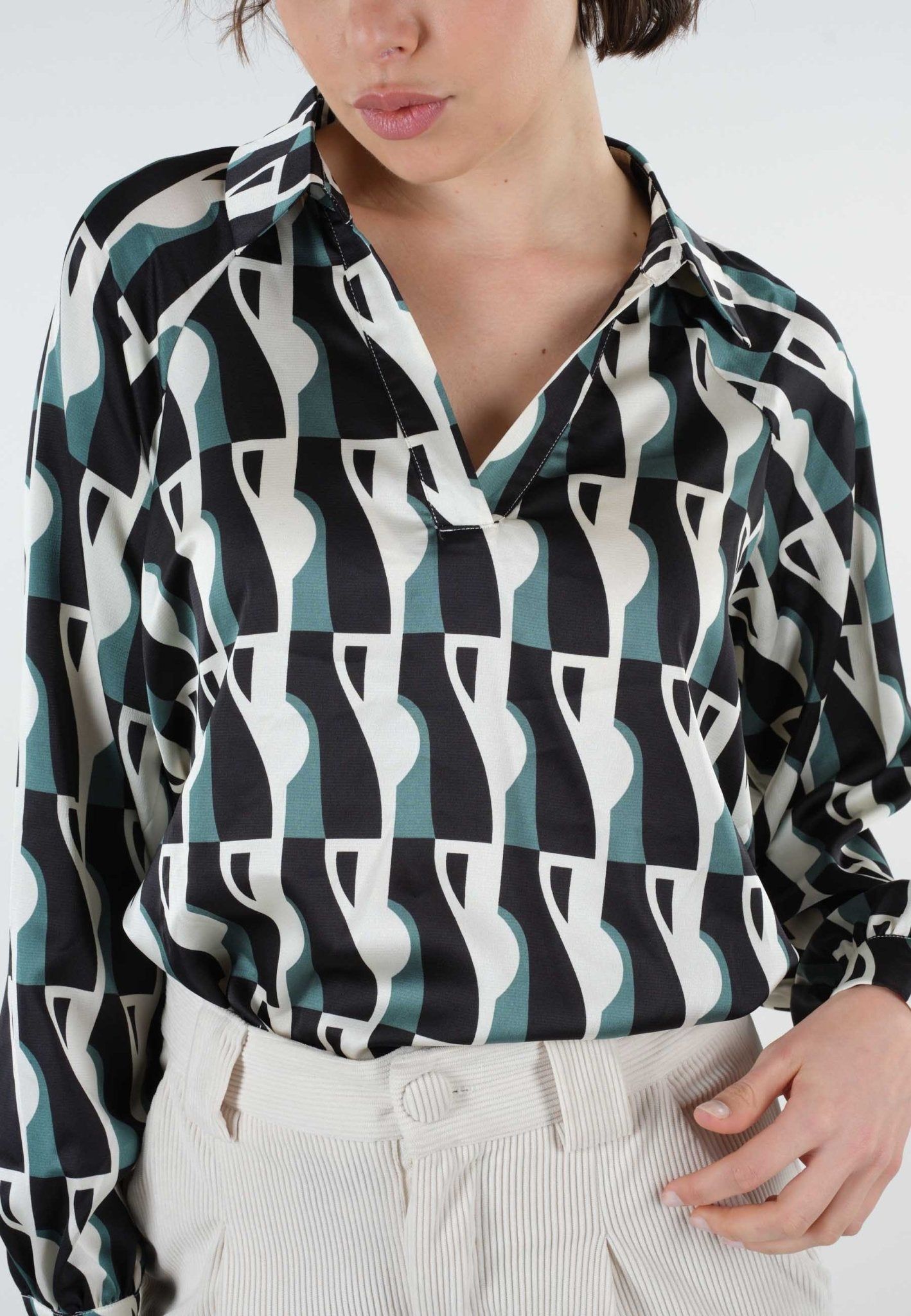 Deeluxe Torry Shirt sold by Dress Barn product image thumbnail 4