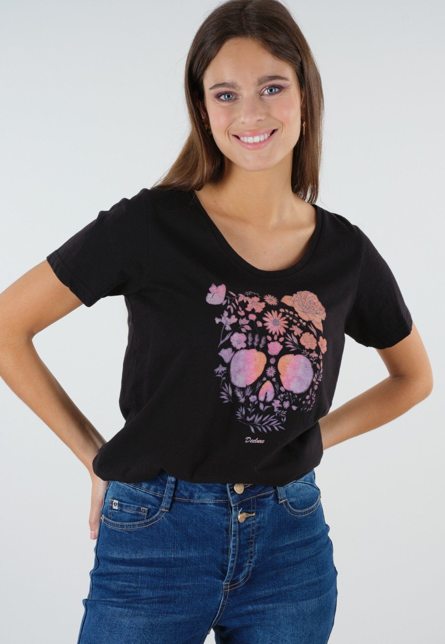 Deeluxe Floralie T-Shirt sold by Dress Barn product image thumbnail 2