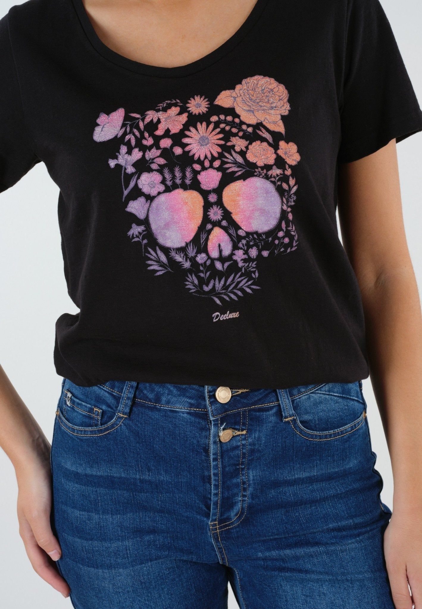 Deeluxe Floralie T-Shirt sold by Dress Barn product image thumbnail 4