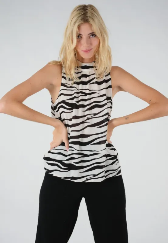 Deeluxe Casia Shortsleeve Shirt sold by Dress Barn