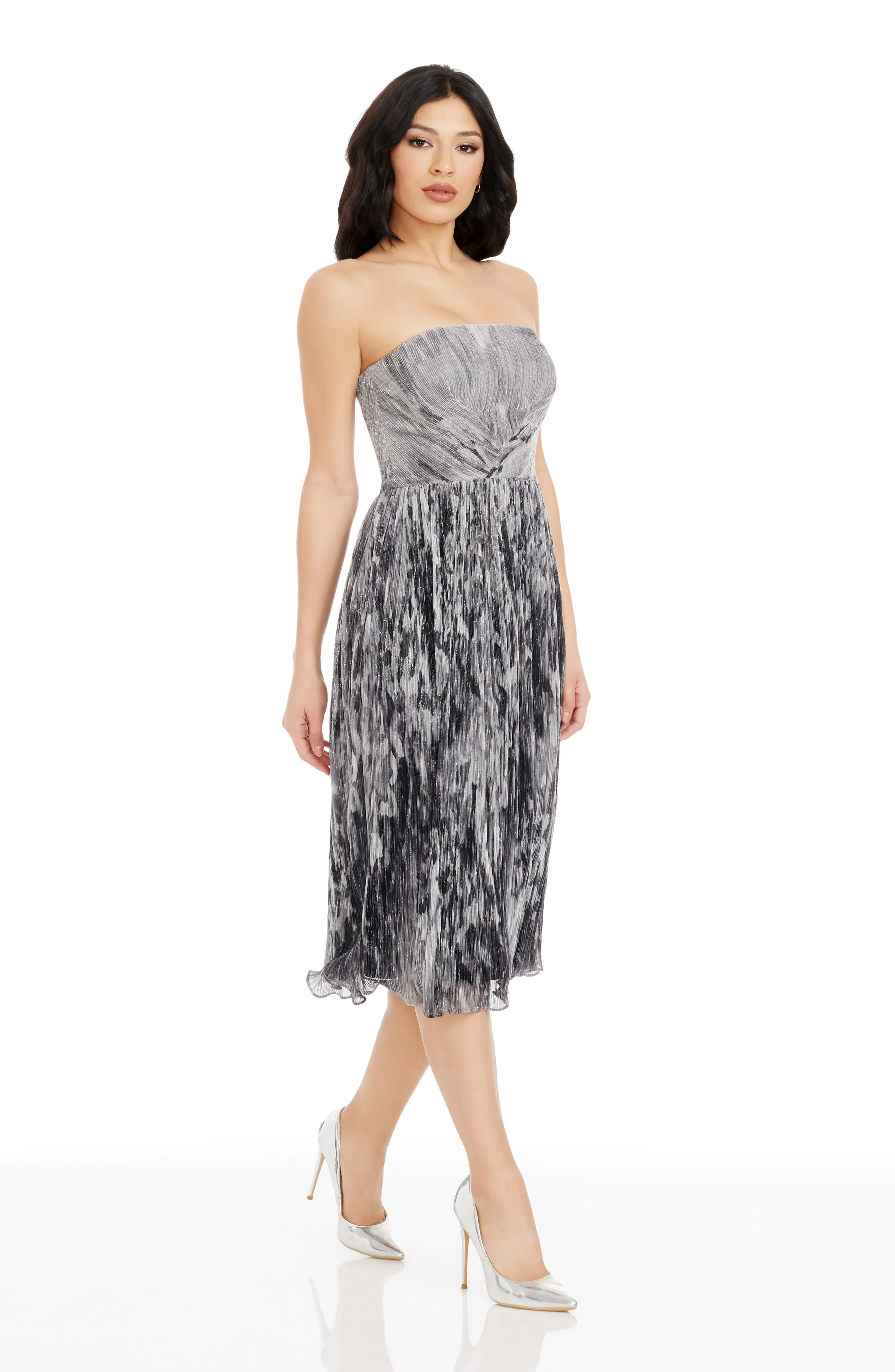 Nadine Dress sold by Dress the Population product image thumbnail 2