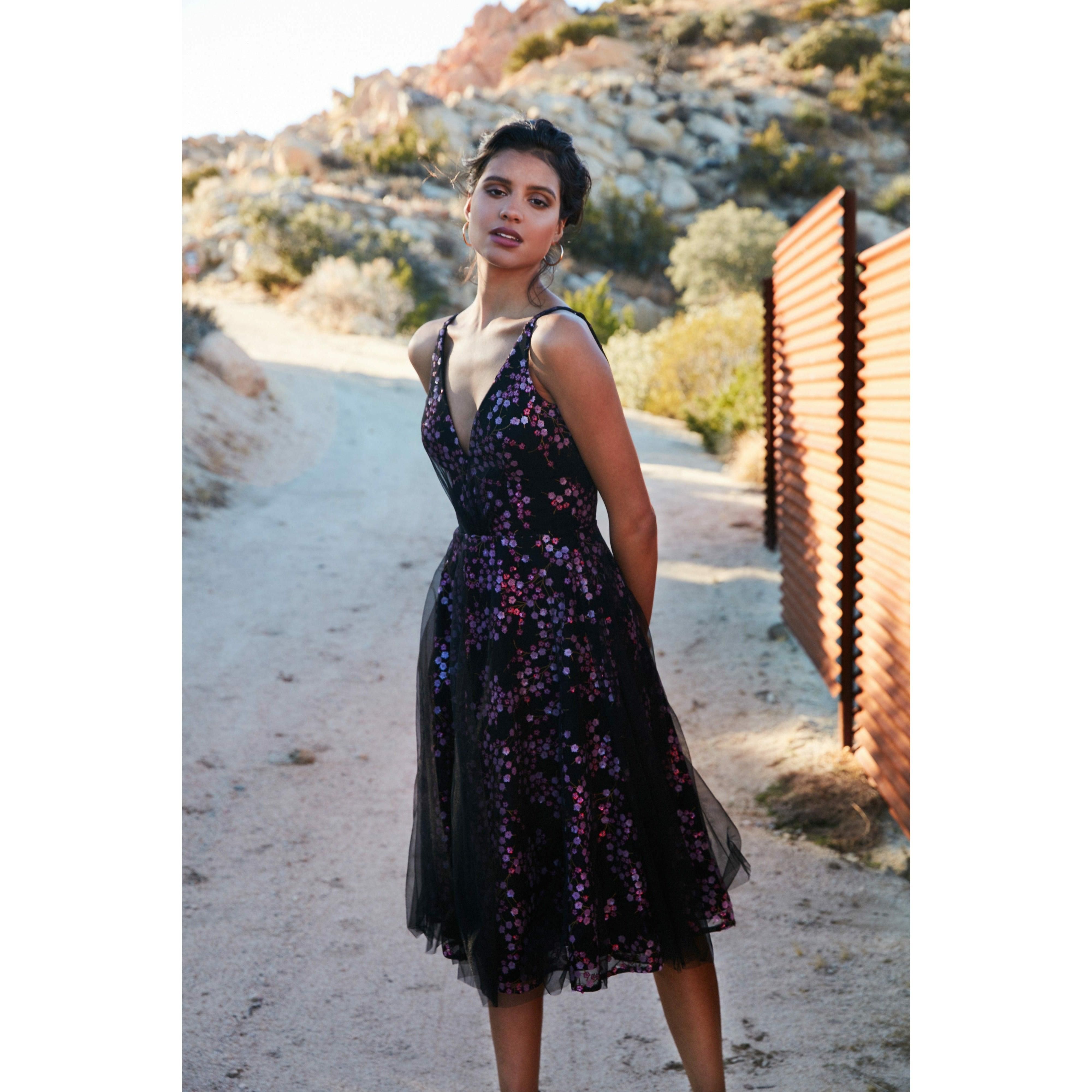 Courtney Dress sold by Dress the Population product image thumbnail 3