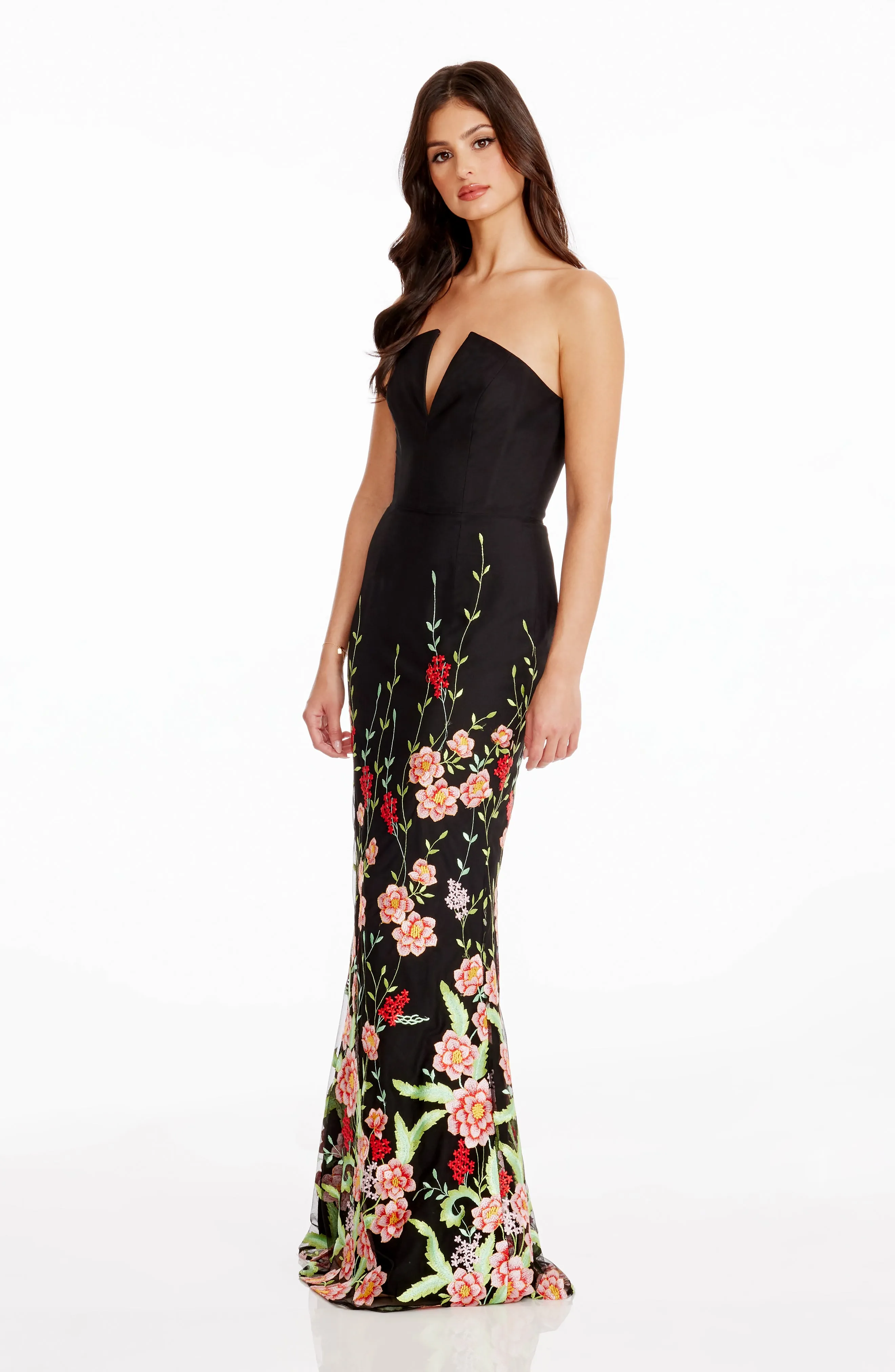 Fernanda Gown sold by Dress the Population product image thumbnail 3