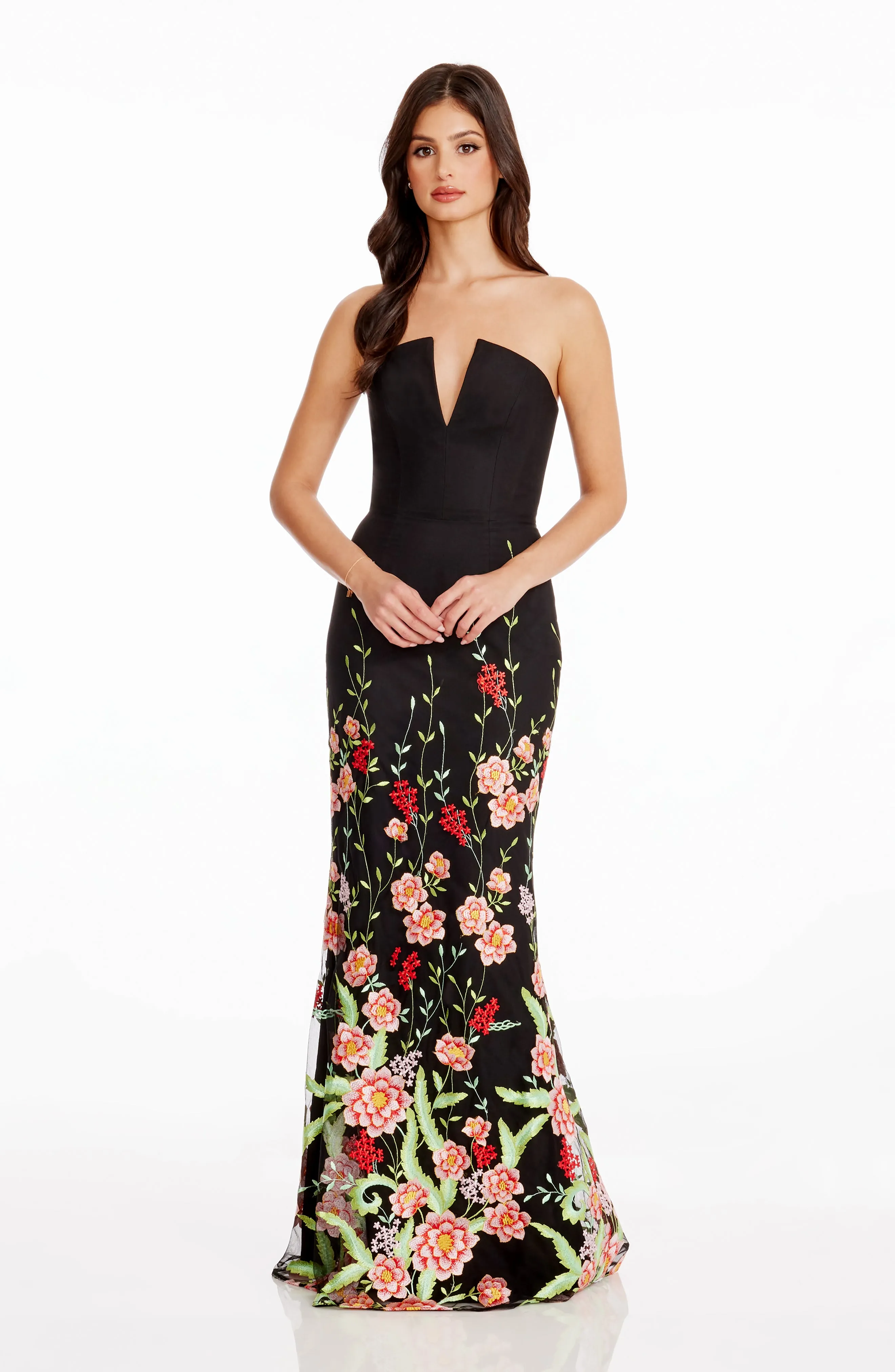 Fernanda Gown sold by Dress the Population product image thumbnail 2
