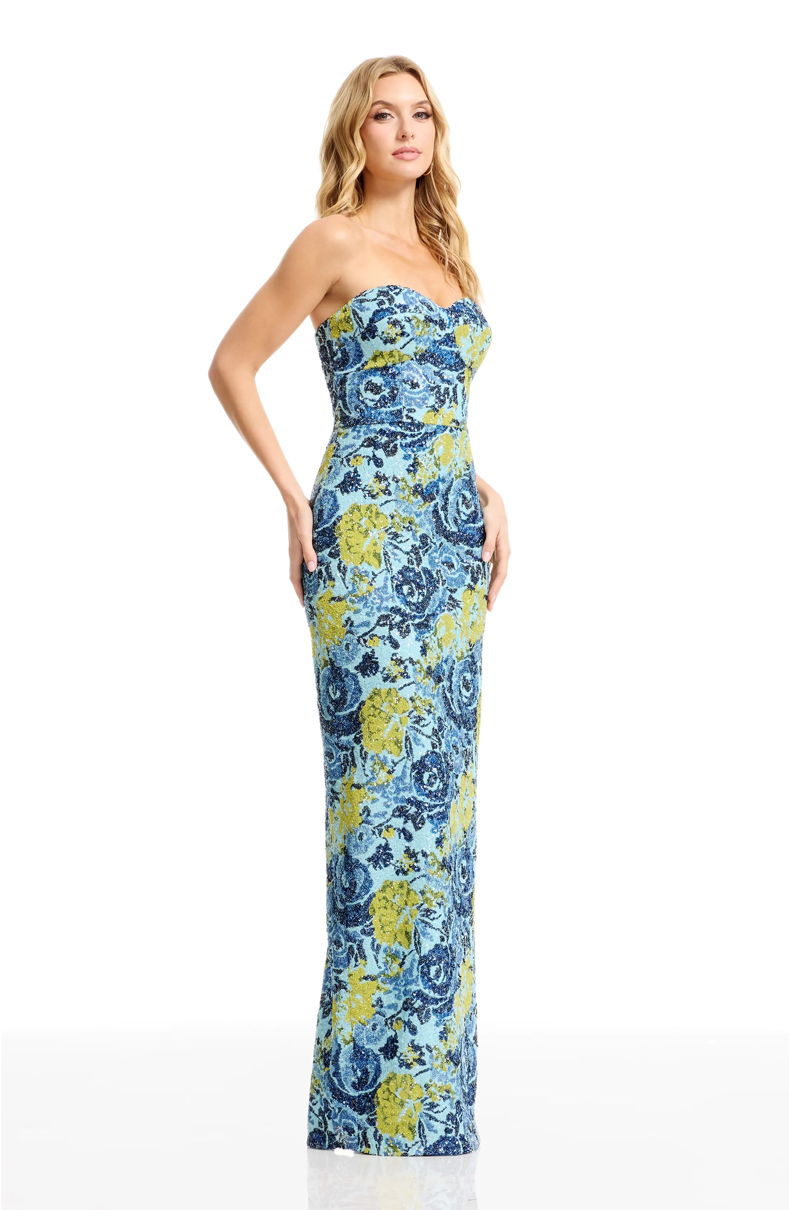 Vada Gown sold by Dress the Population product image thumbnail 4