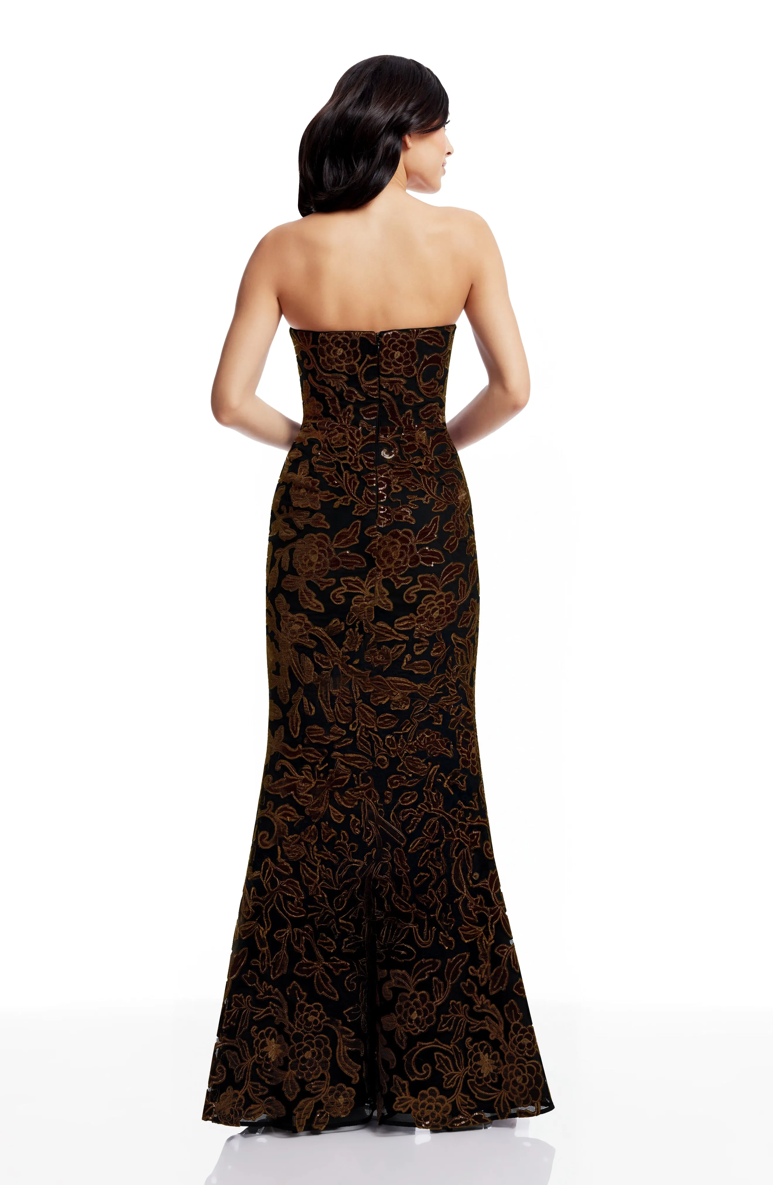 Fernanda Gown sold by Dress the Population product image thumbnail 3