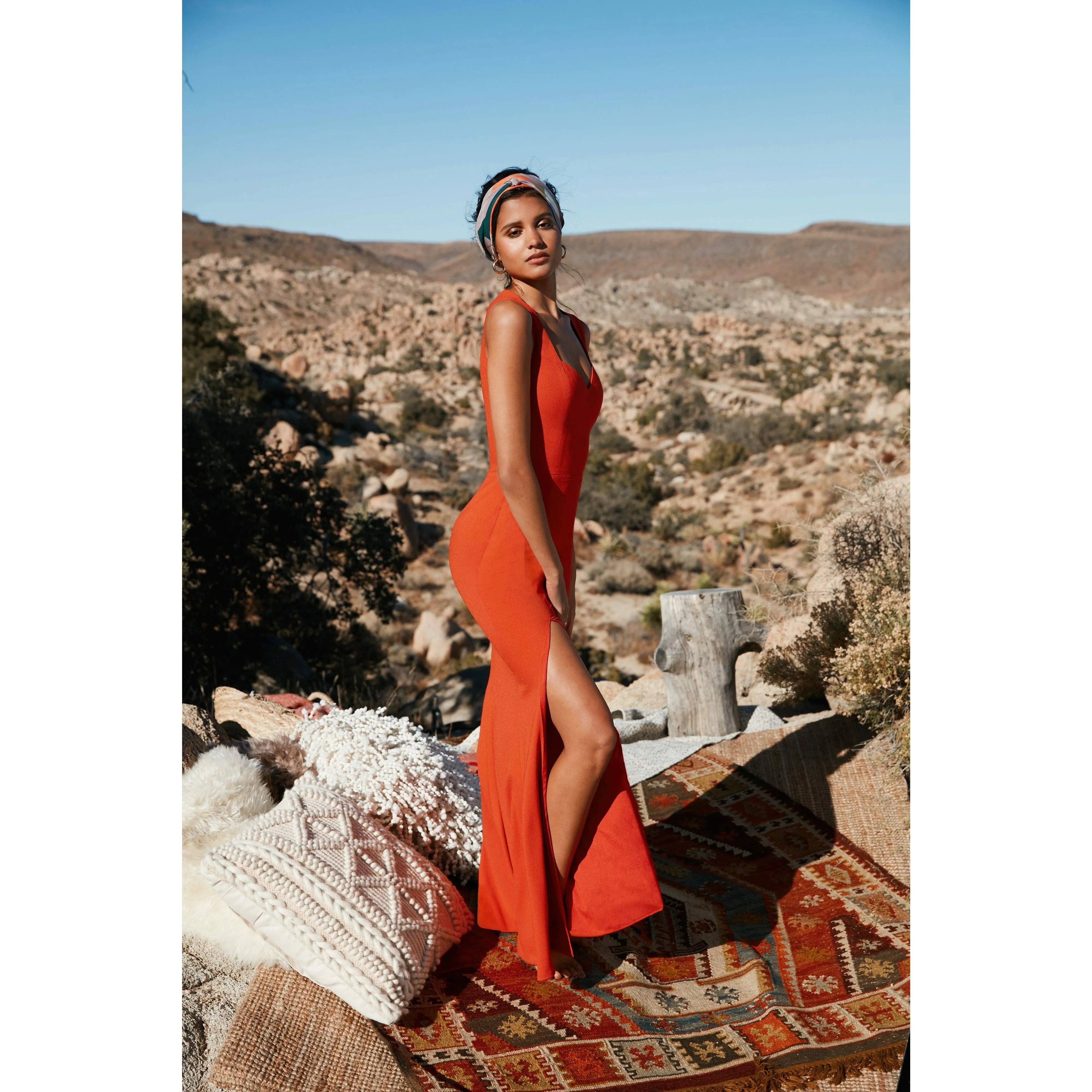 Monroe Gown sold by Dress the Population product image thumbnail 5