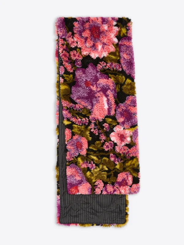 Shearling jacquard scarf sold by Dries Van Noten