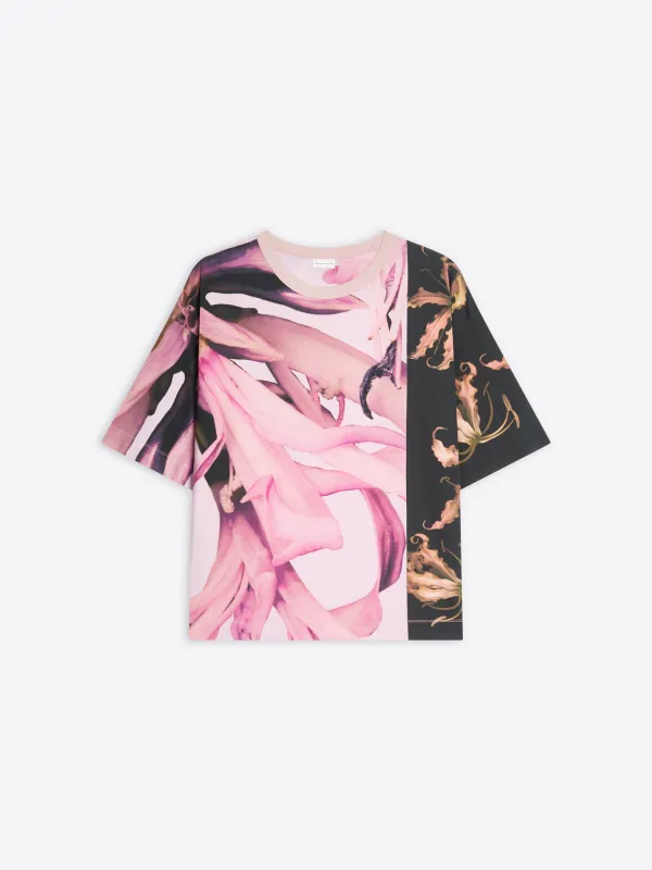 Oversized tee sold by Dries Van Noten