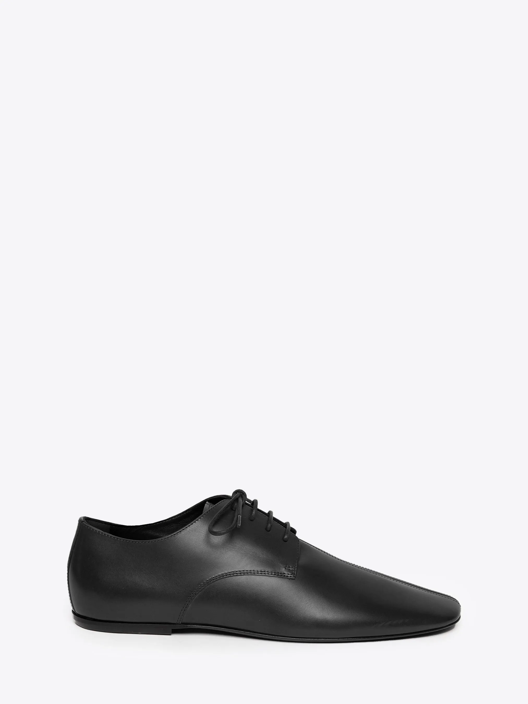 Leather Oxford shoes sold by Dries Van Noten