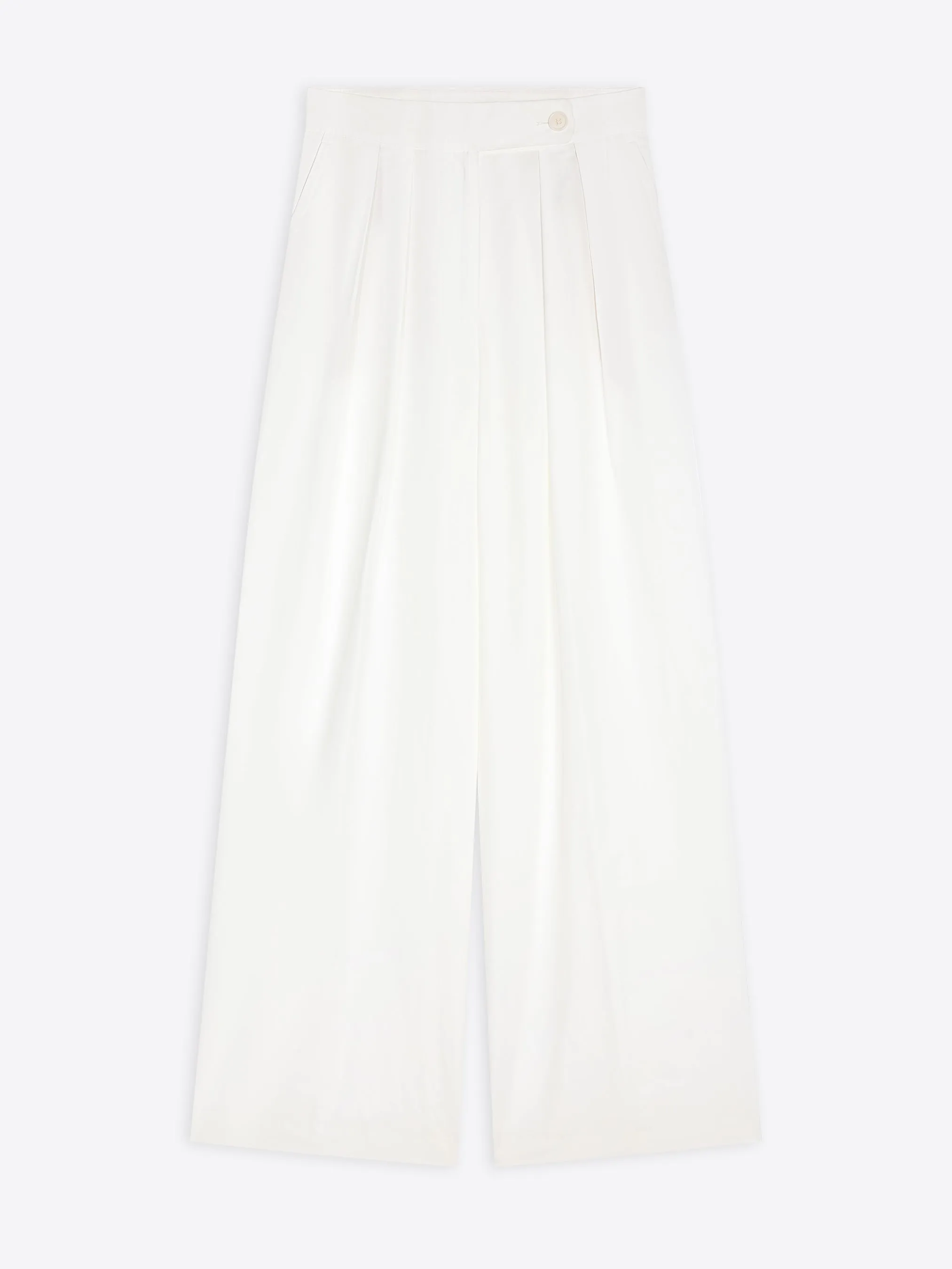 Wide pleated pants sold by Dries Van Noten