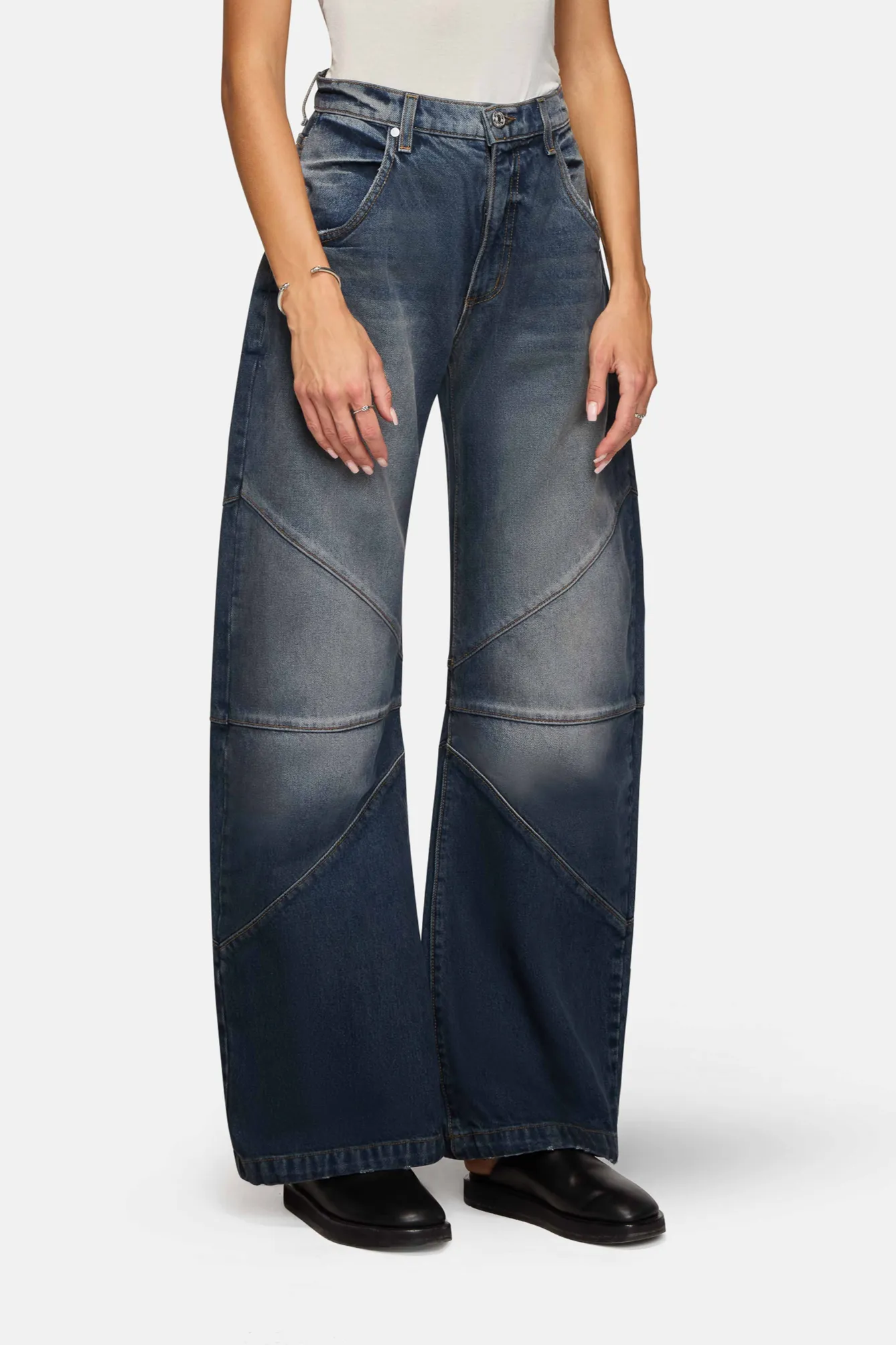 Frederic Barrel Bella Notte sold by EB Denim product image thumbnail 3