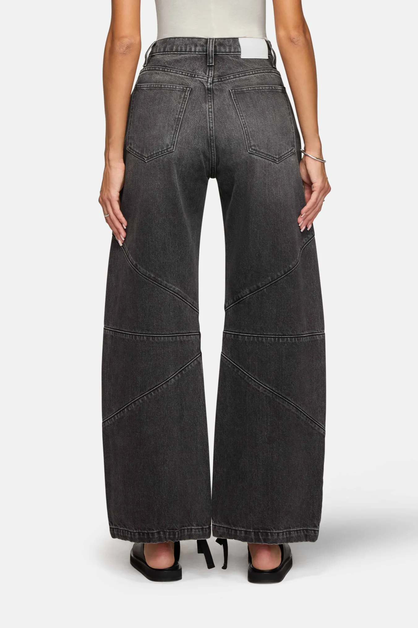 Frederic Barrel Tramonto sold by EB Denim product image thumbnail 4