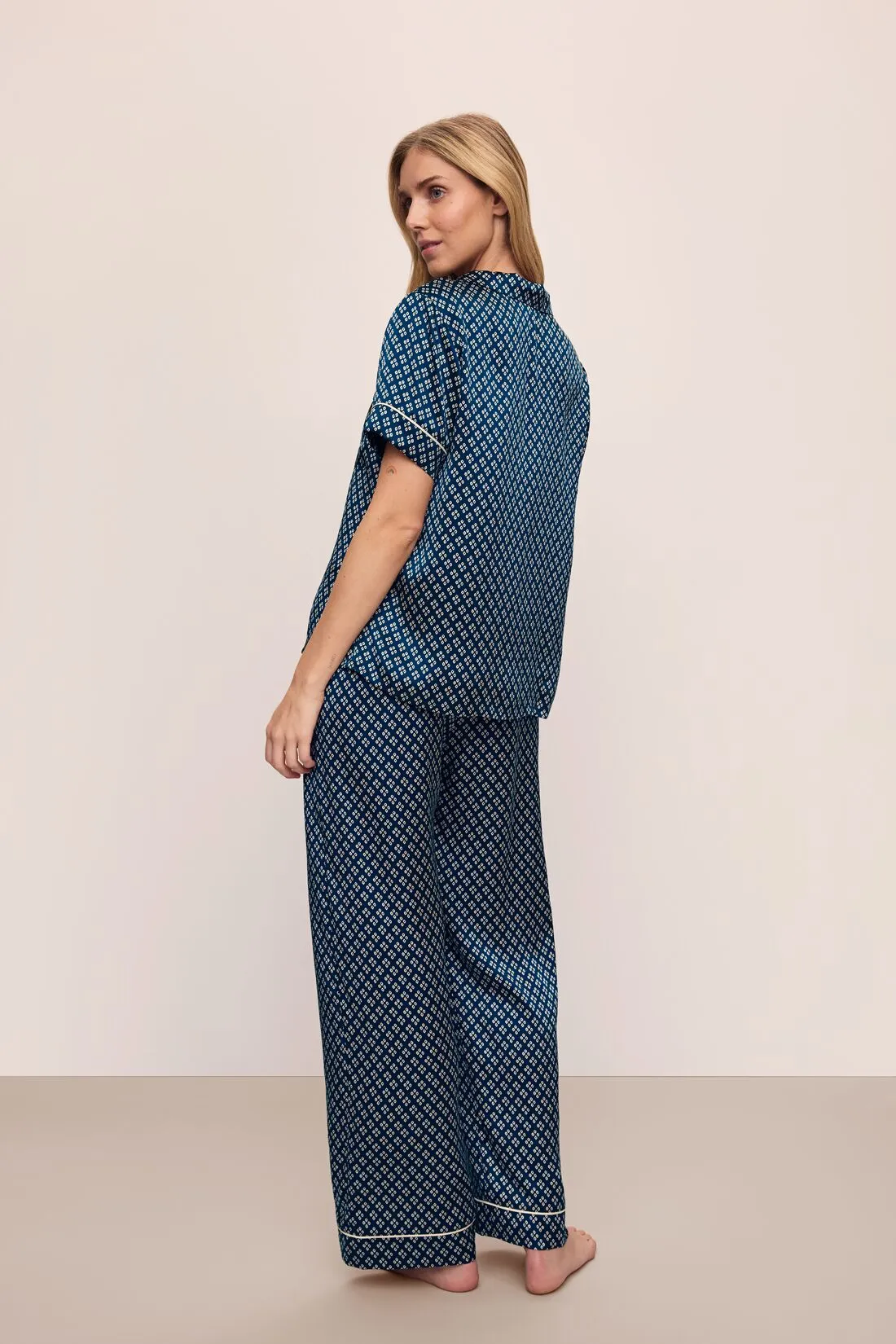 Inez Washable Silk Printed Short Sleeve Pant PJ Set sold by Eberjey product image thumbnail 3