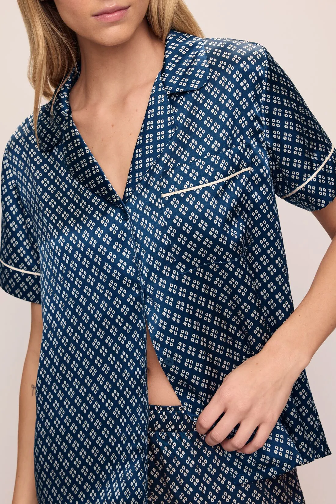 Inez Washable Silk Printed Short Sleeve Pant PJ Set sold by Eberjey product image thumbnail 2