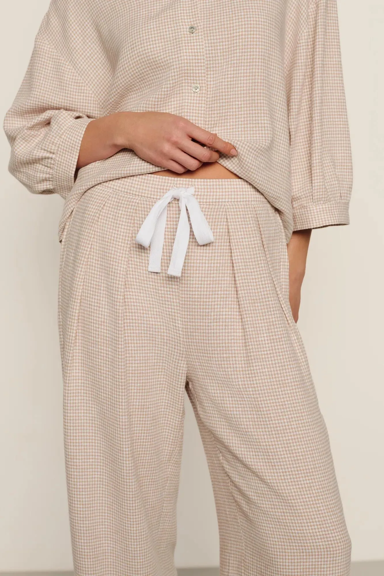 Linen Blend Relaxed Pant sold by Eberjey product image thumbnail 4