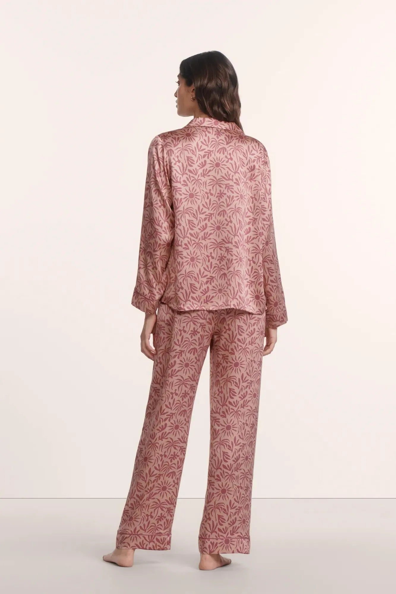 Eberjey x ILIA - Inez Washable Silk Printed Long PJ Set sold by Eberjey product image thumbnail 2