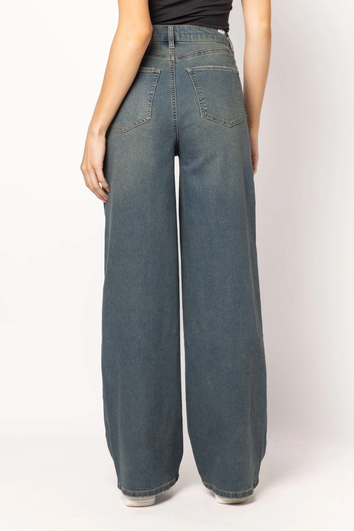 Almost Famous Ultra 90's High-Rise Wide-Leg Jeans in Mid Wash sold by Eclipse product image thumbnail 5