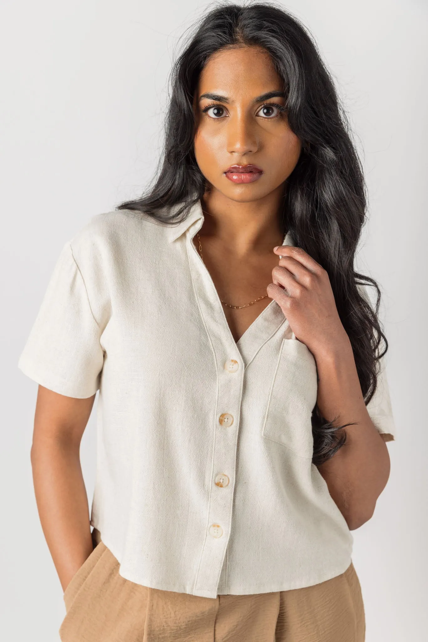 Linen Blend Short Sleeve Cropped Shirt sold by Eclipse