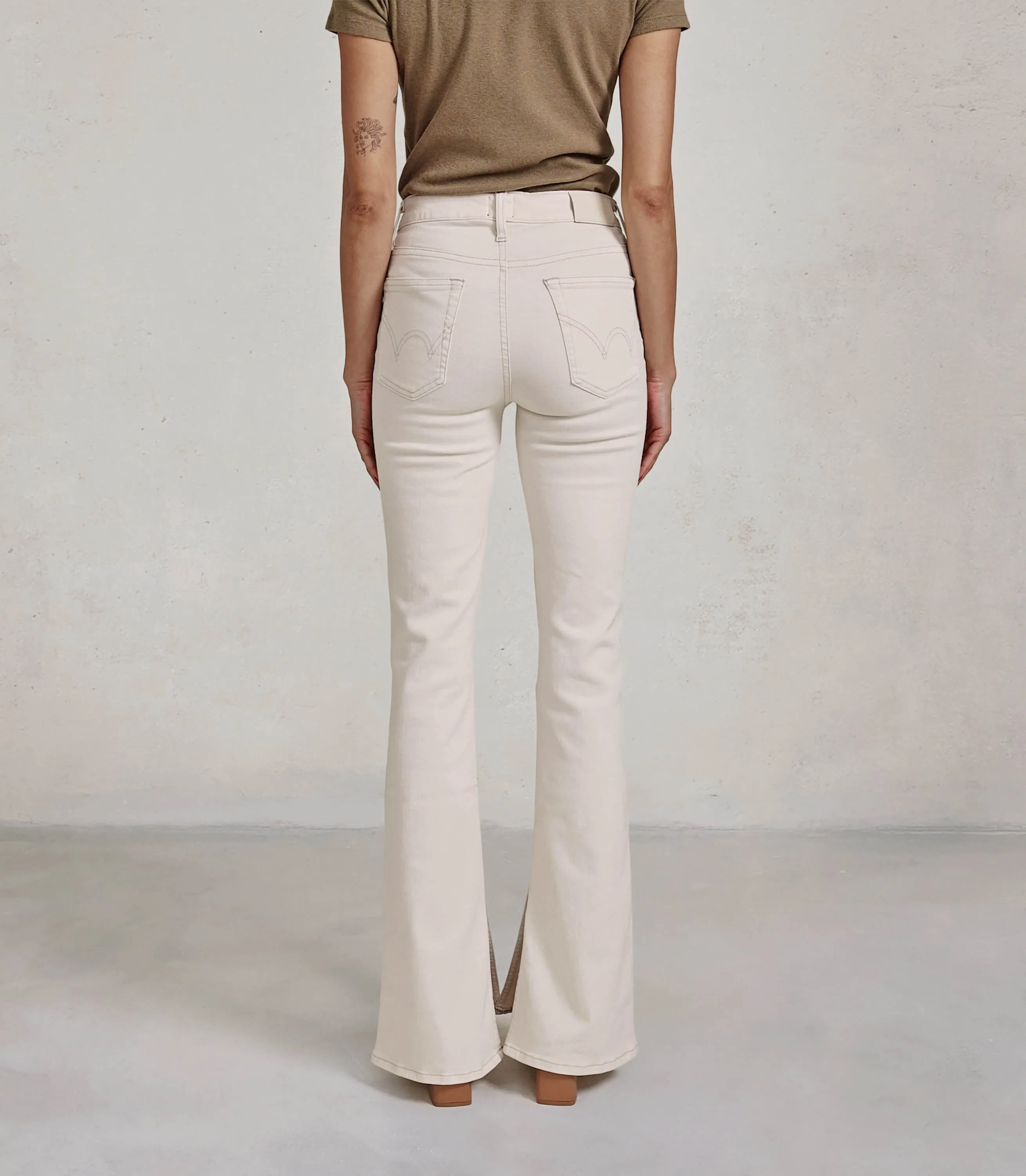 Lark Bootcut With Split Inseam || Plaster sold by Edwin product image thumbnail 4