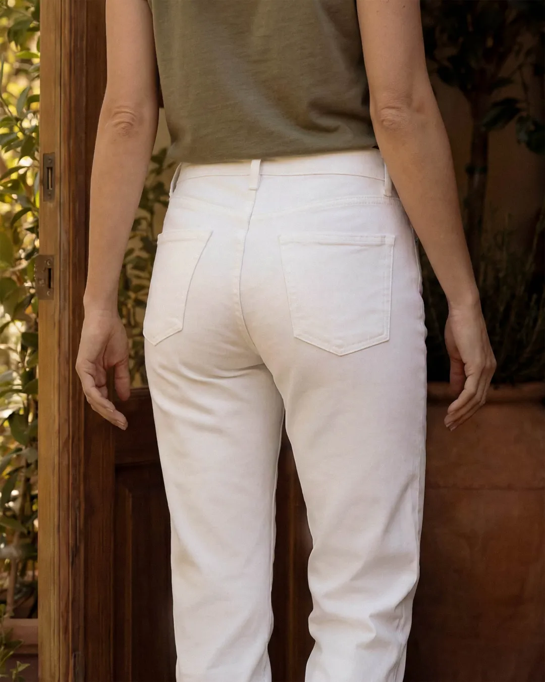 Hana Vintage Straight || Eggshell sold by Edwin product image thumbnail 4