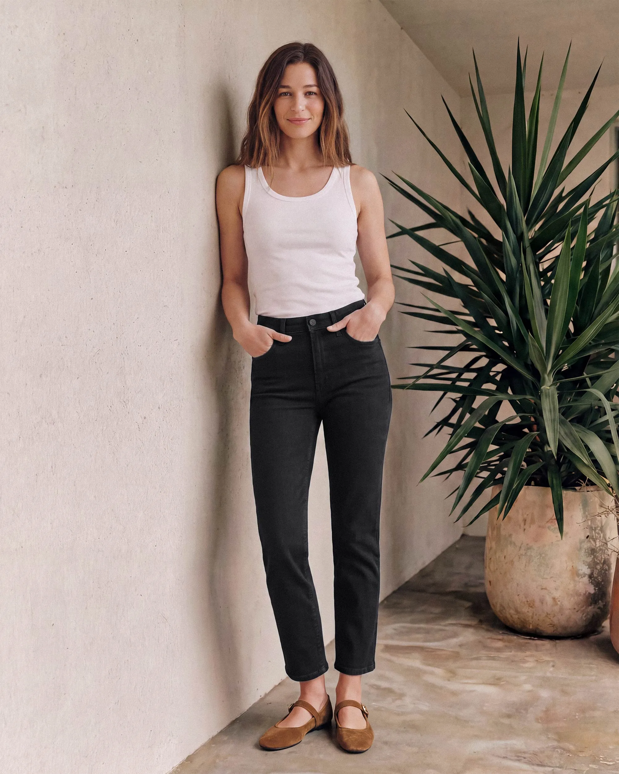Elin Slim Straight Crop || Blackstone sold by Edwin