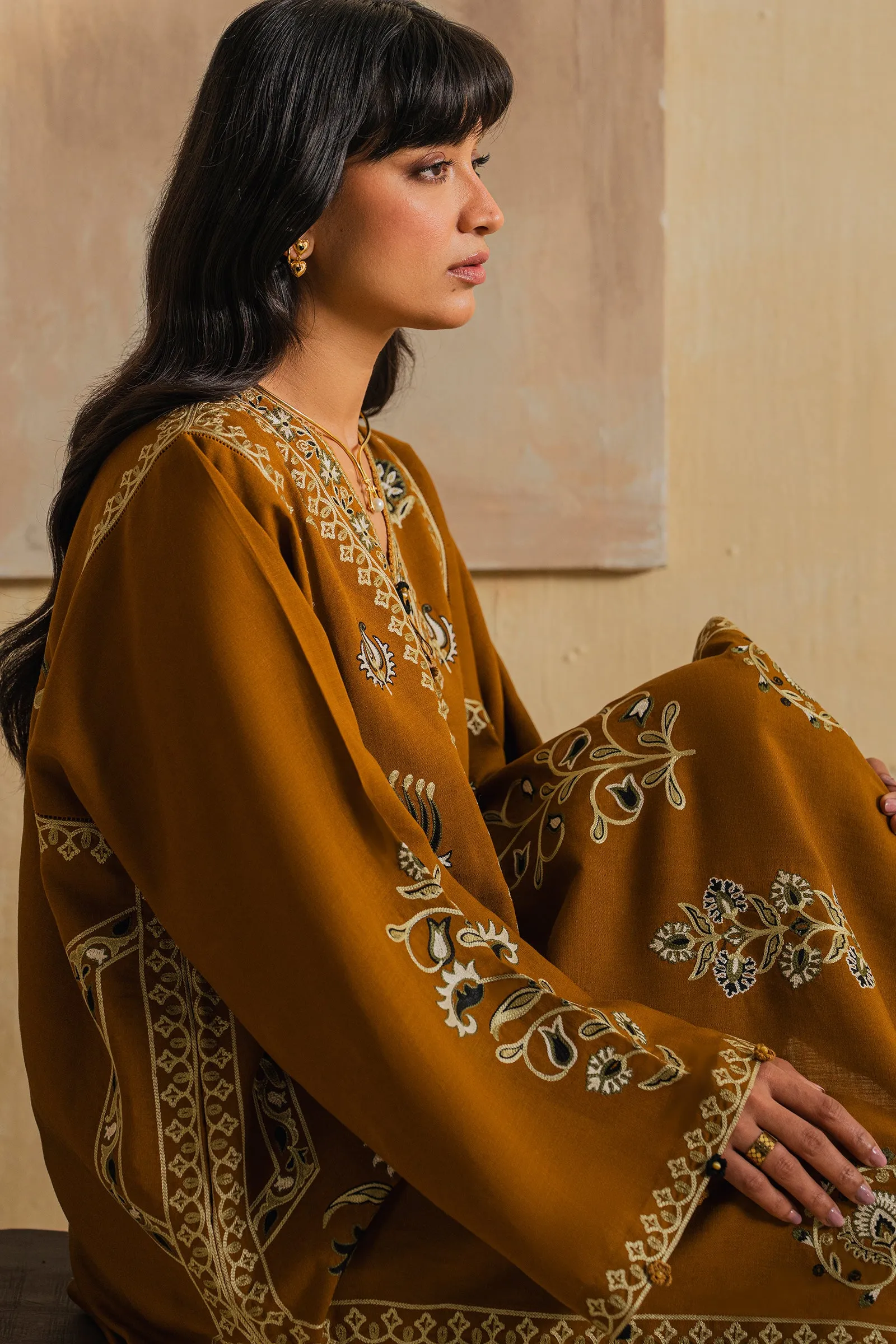 AMAAN (ERW-21575) sold by Elan product image thumbnail 5