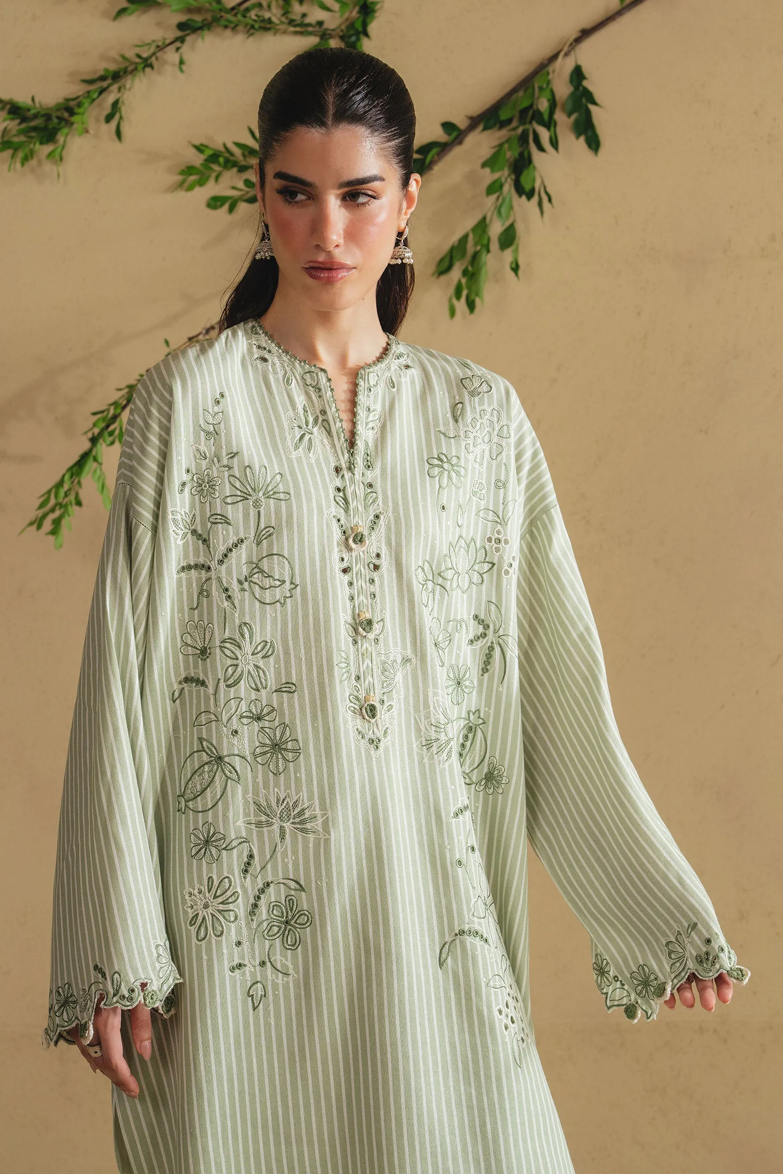 SAHAR (ERW-21497) sold by Elan product image thumbnail 2