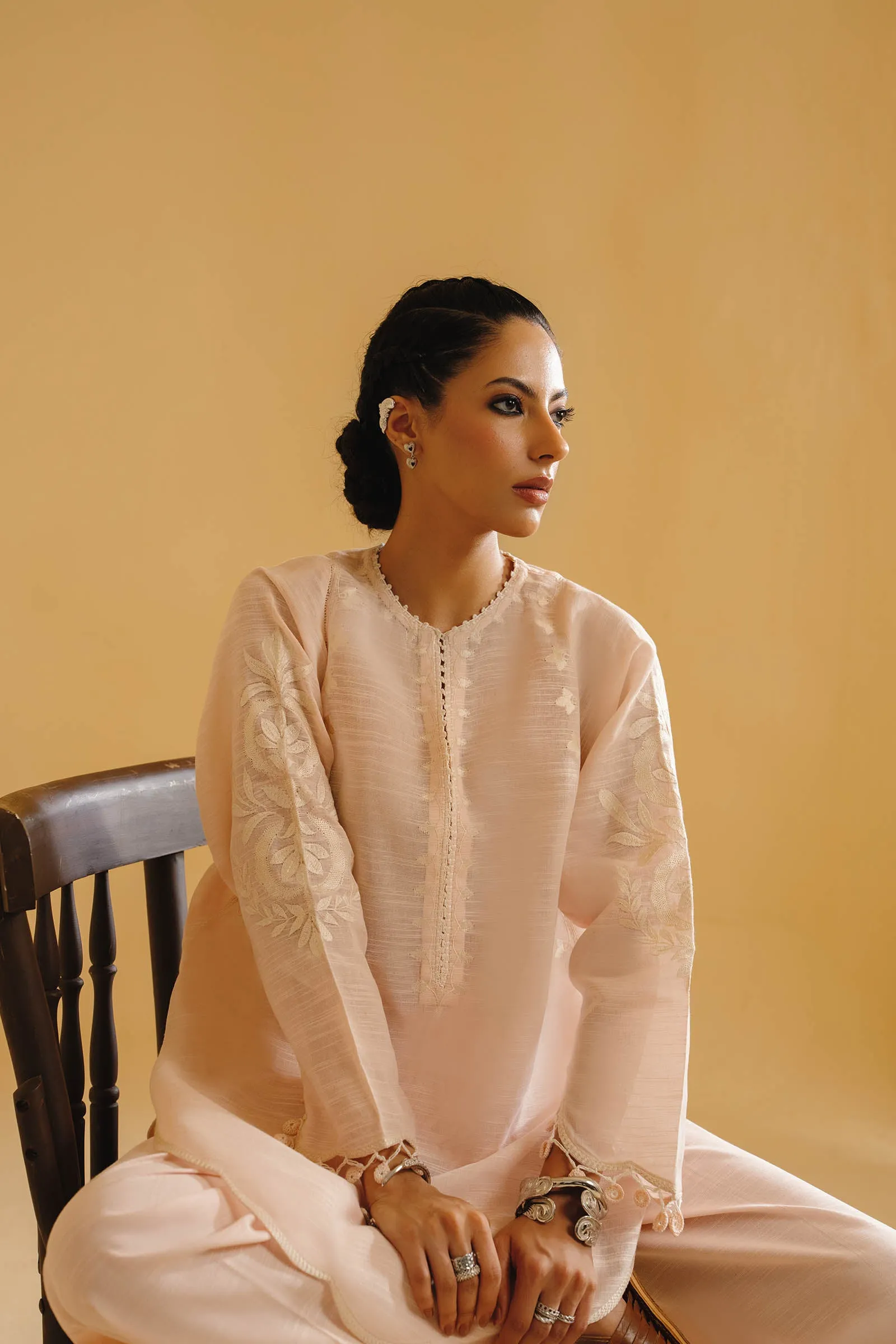 HAYA (ERW-21437) sold by Elan product image thumbnail 2