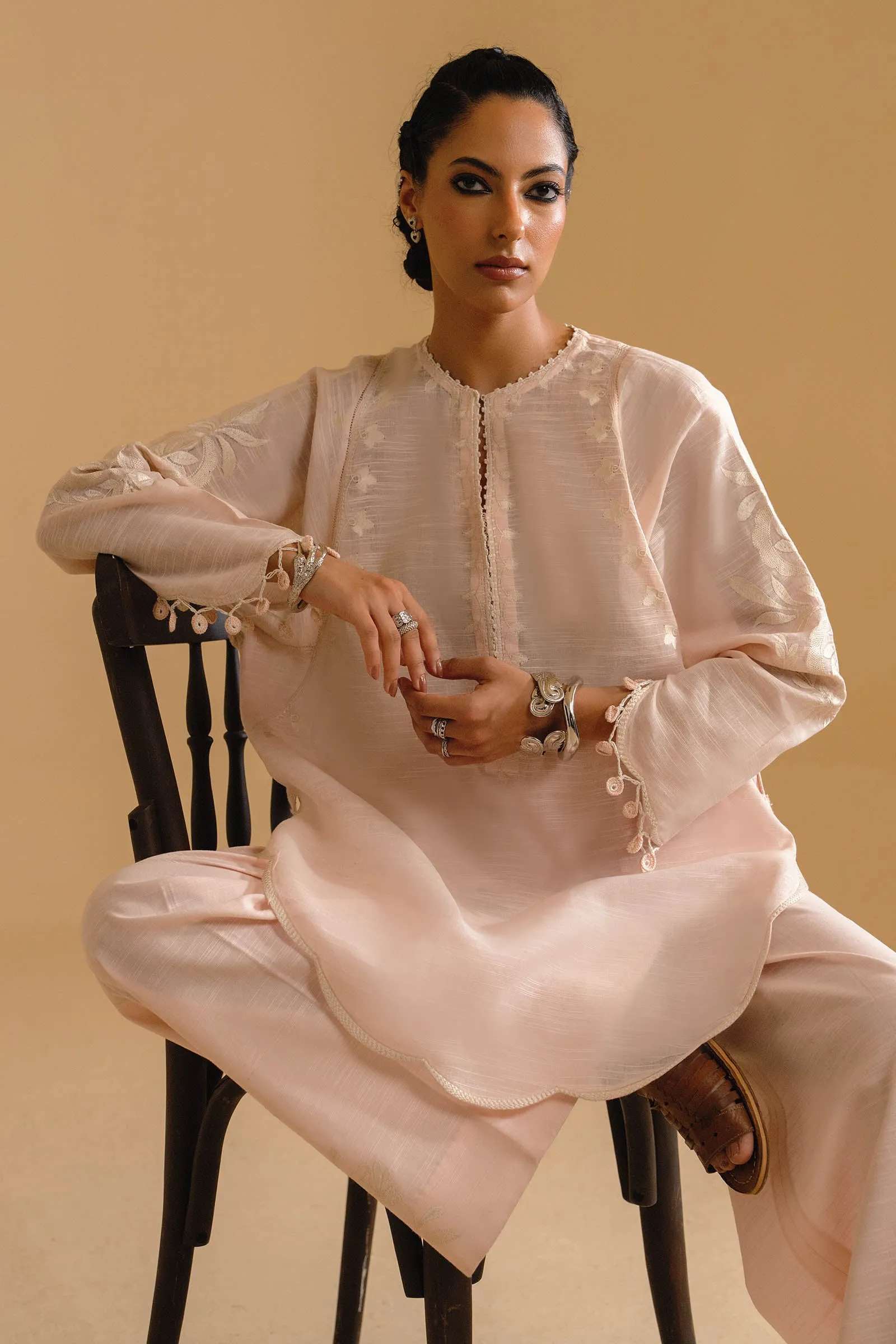 HAYA (ERW-21437) sold by Elan product image thumbnail 5