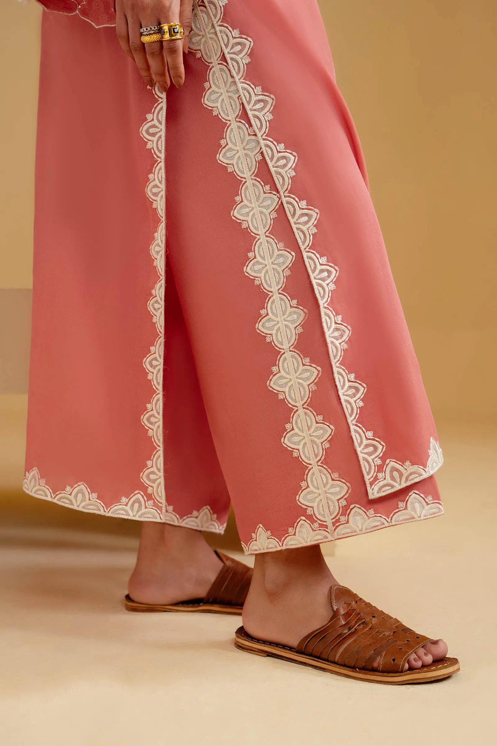 MAHROSE (ERW-21438) sold by Elan product image thumbnail 5