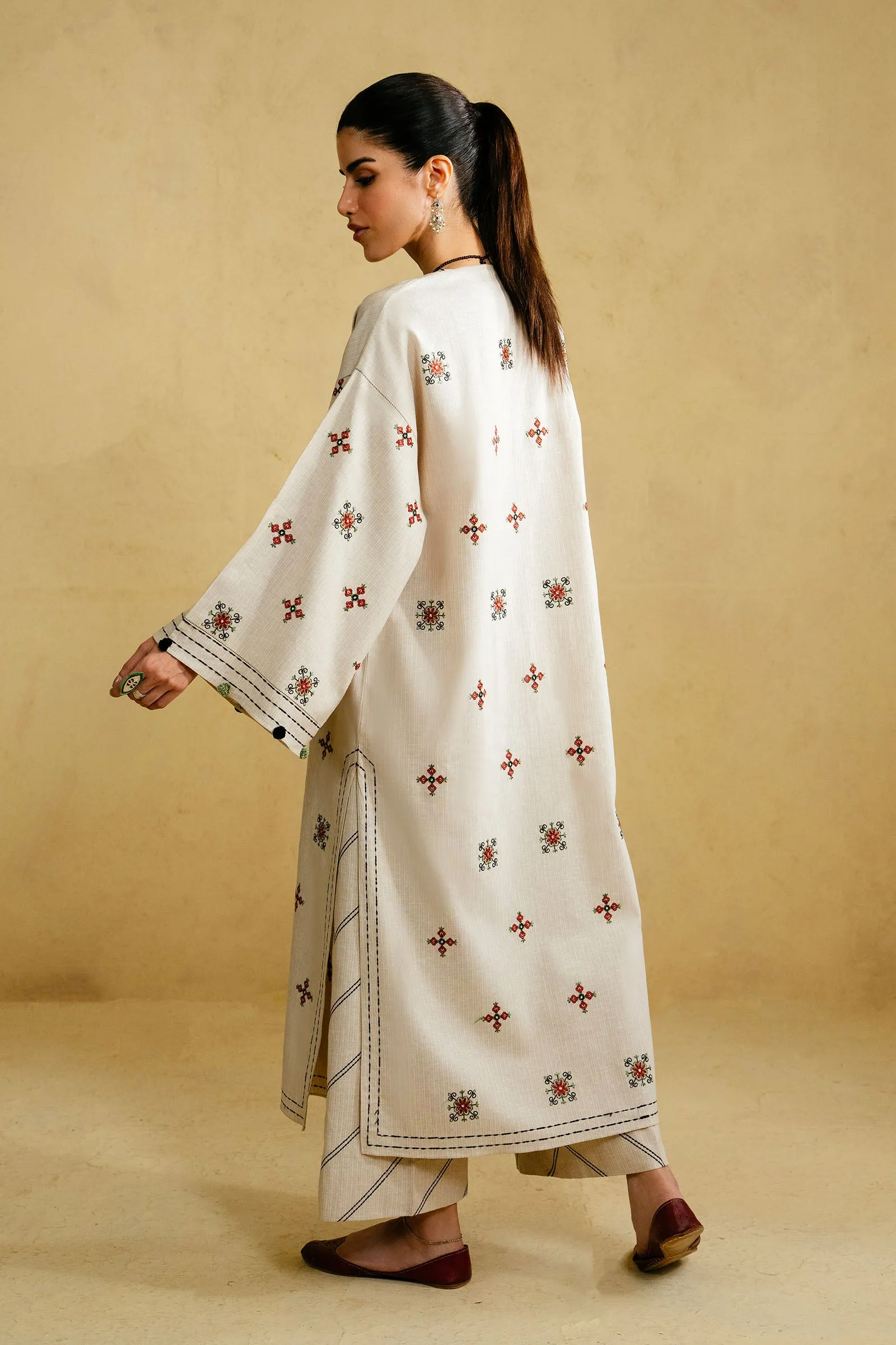 ROYA (ERW-21494) sold by Elan product image thumbnail 4