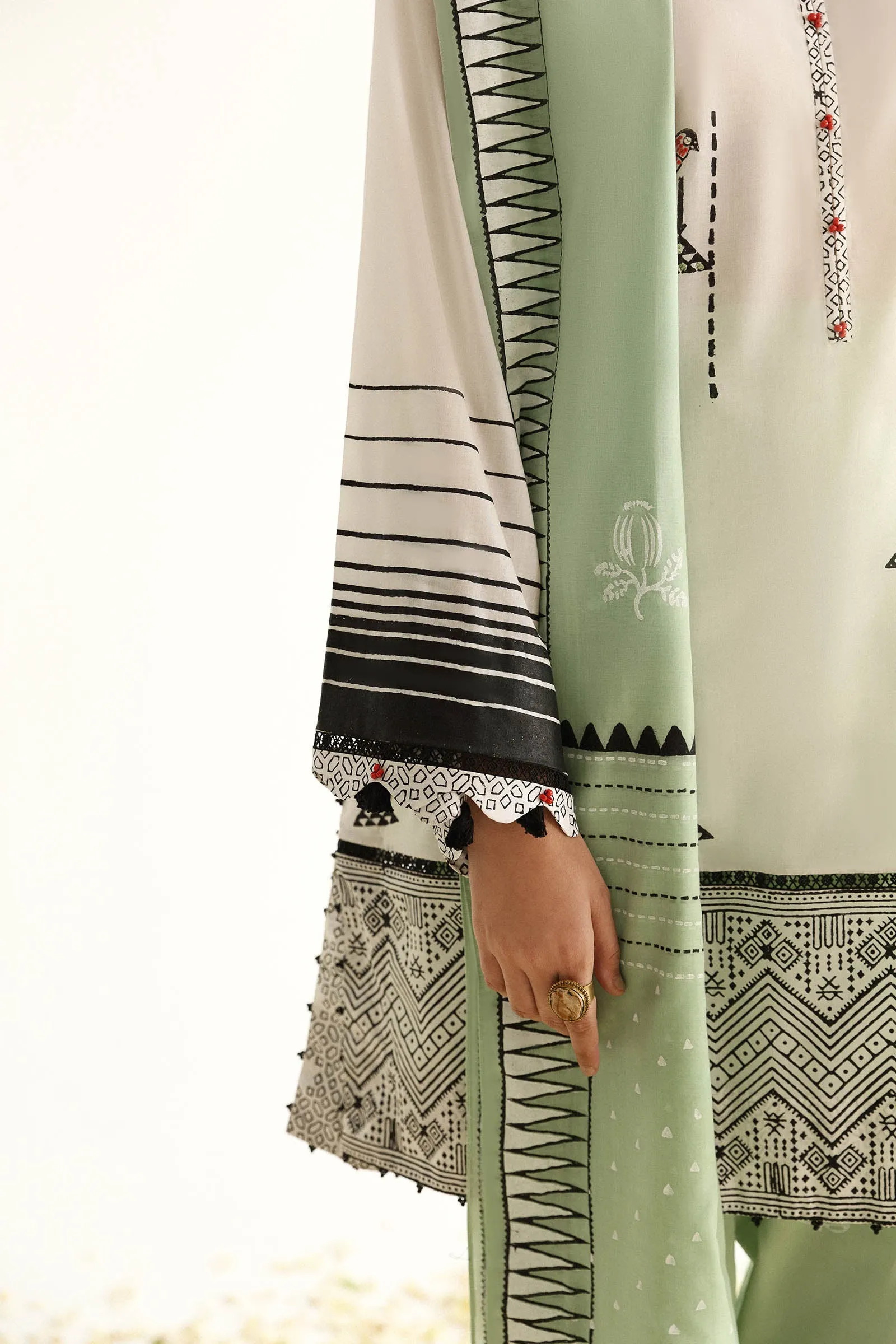 PARISA (EVI-20785) sold by Elan product image thumbnail 3