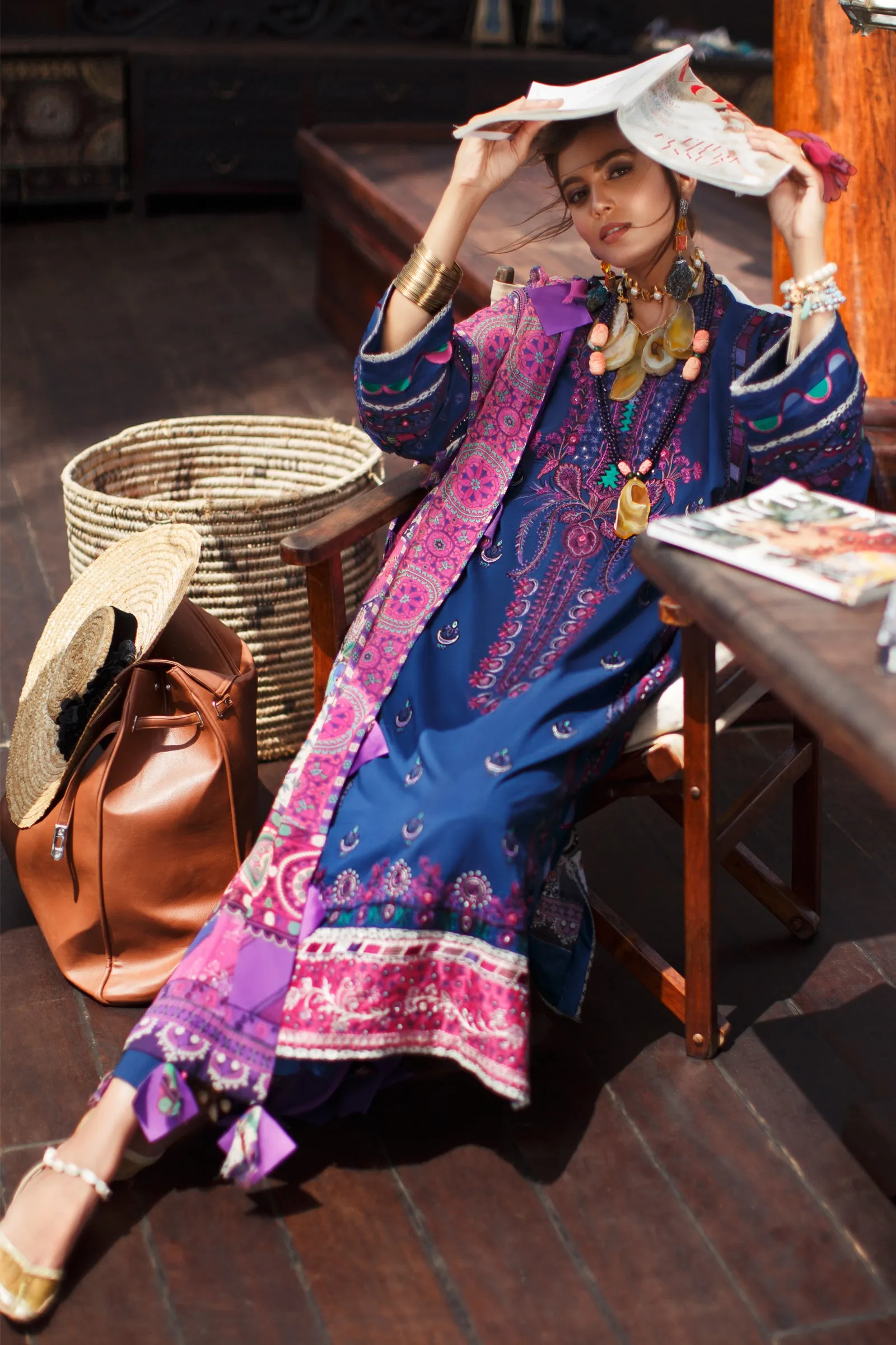 EL-12 B (AMARLI) sold by Elan product image thumbnail 3