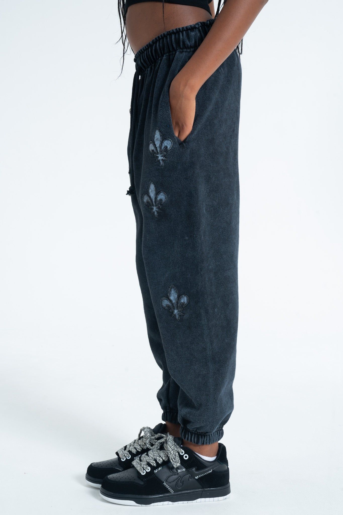 Montaigne K Noir délavé sold by Eleven Paris product image thumbnail 2