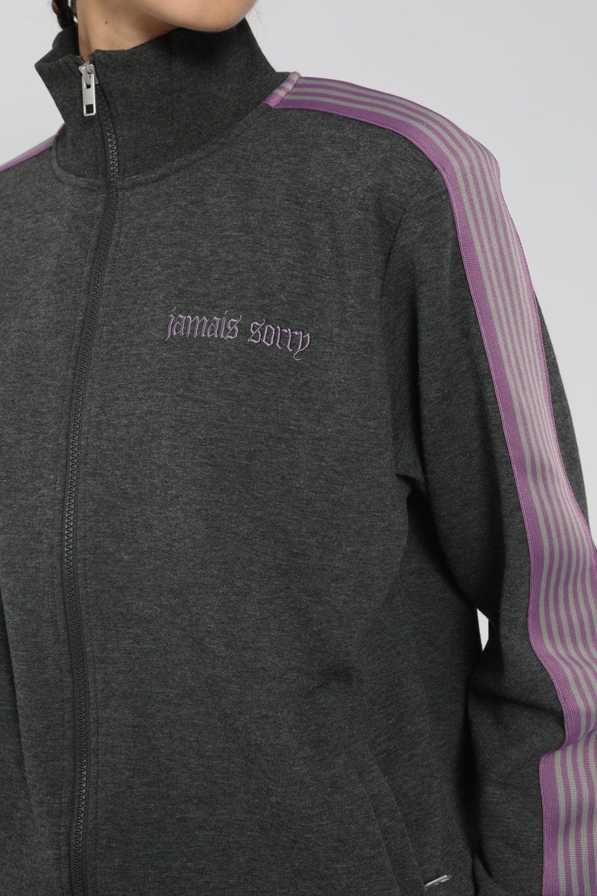 Montchavin grey sold by Eleven Paris product image thumbnail 5