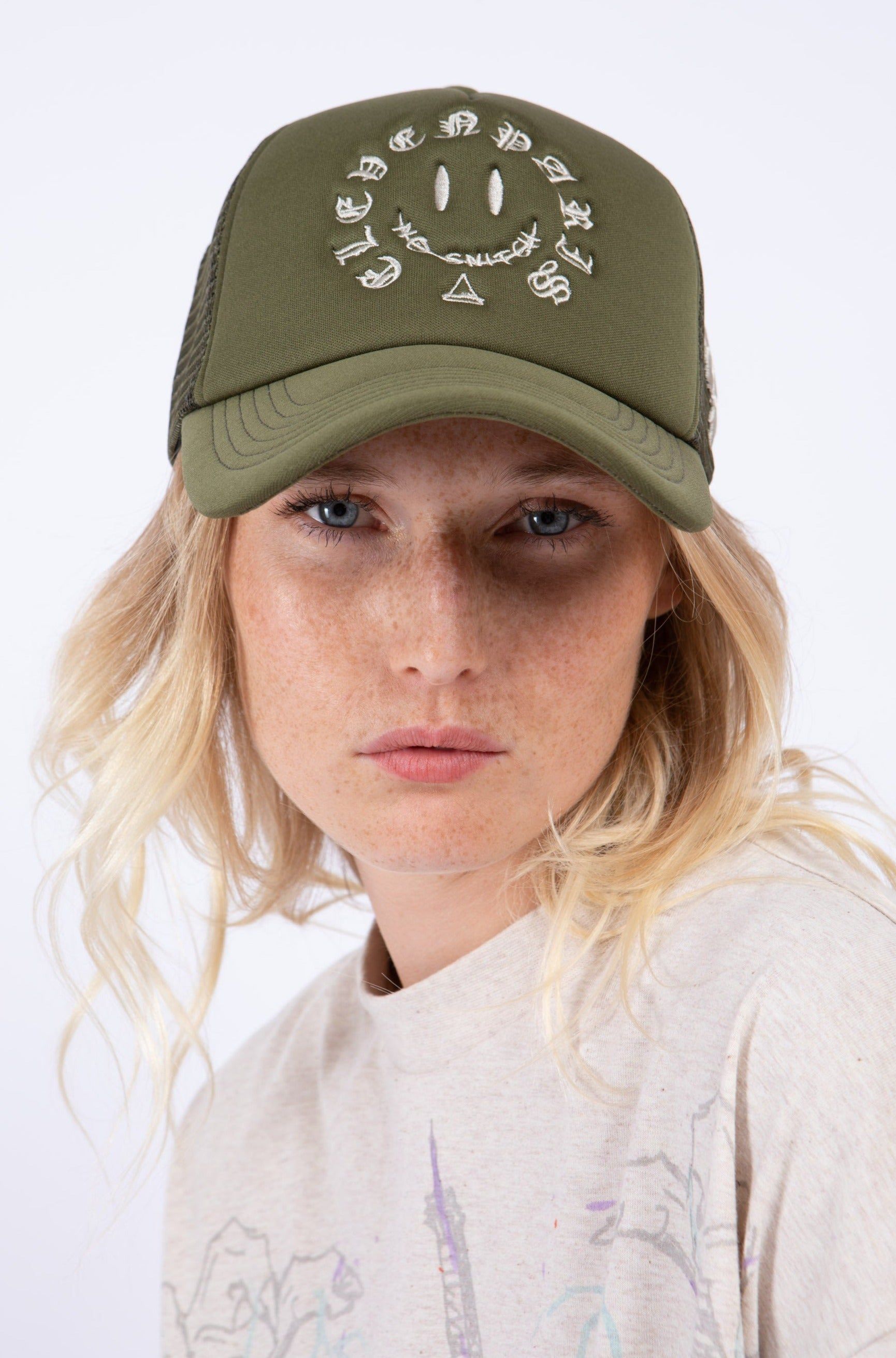 Cabanac Green sold by Eleven Paris
