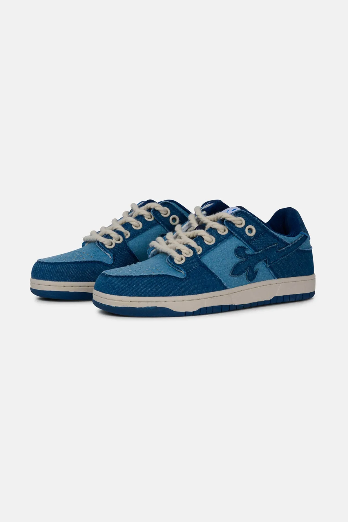 District V3 Bleu Jean sold by Eleven Paris product image thumbnail 3