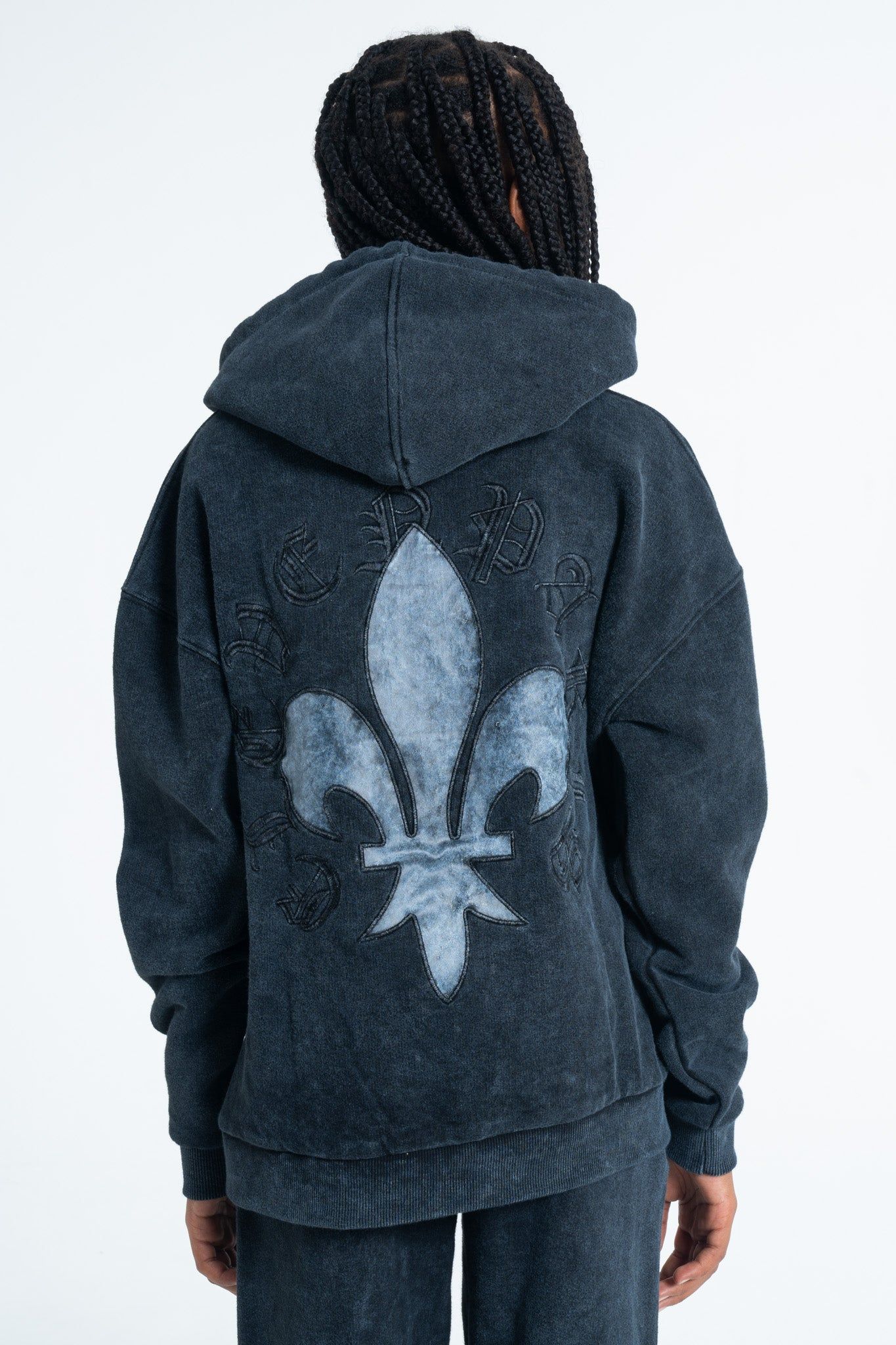 Darius Noir Délavé sold by Eleven Paris