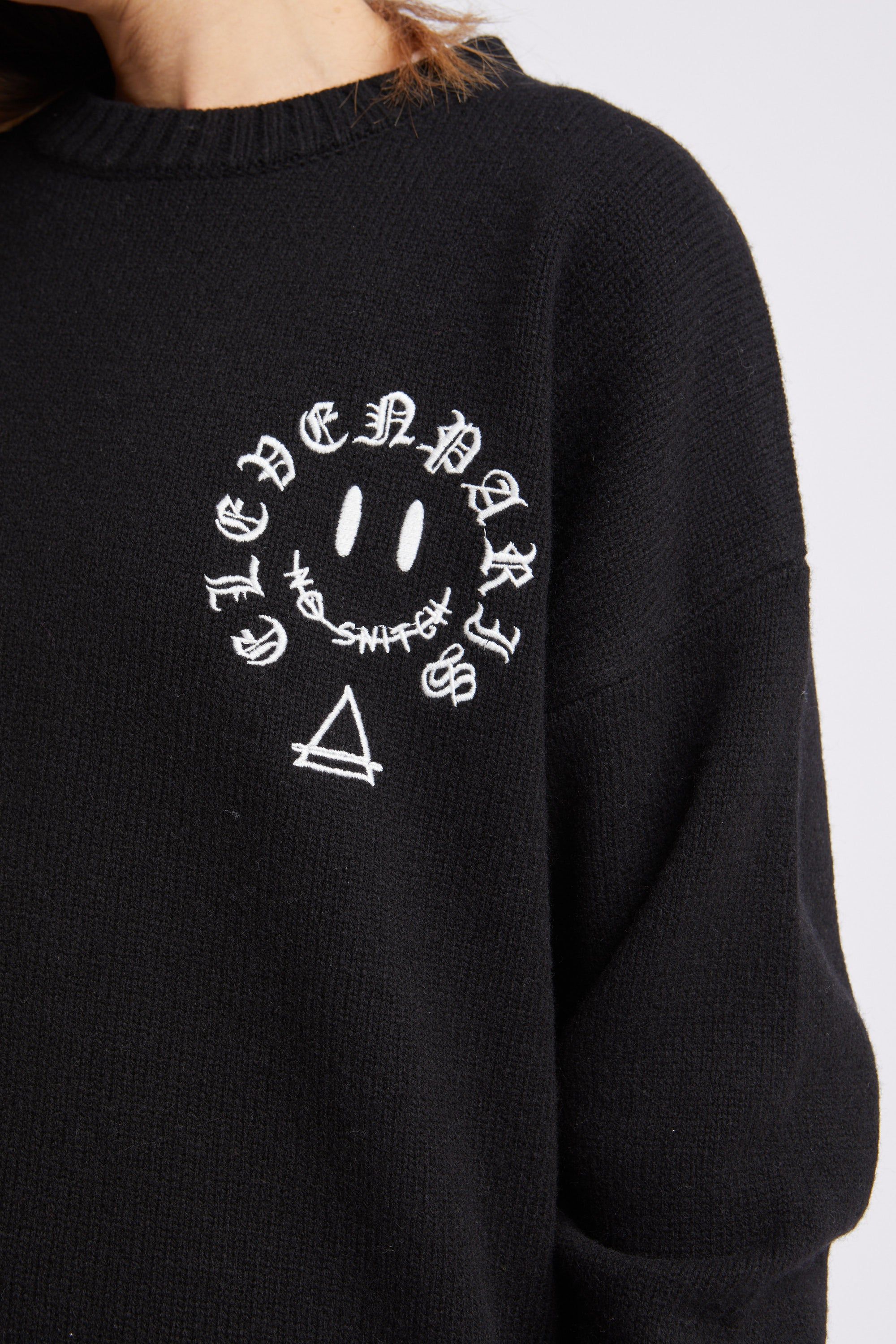 Delhi blk sold by Eleven Paris product image thumbnail 2