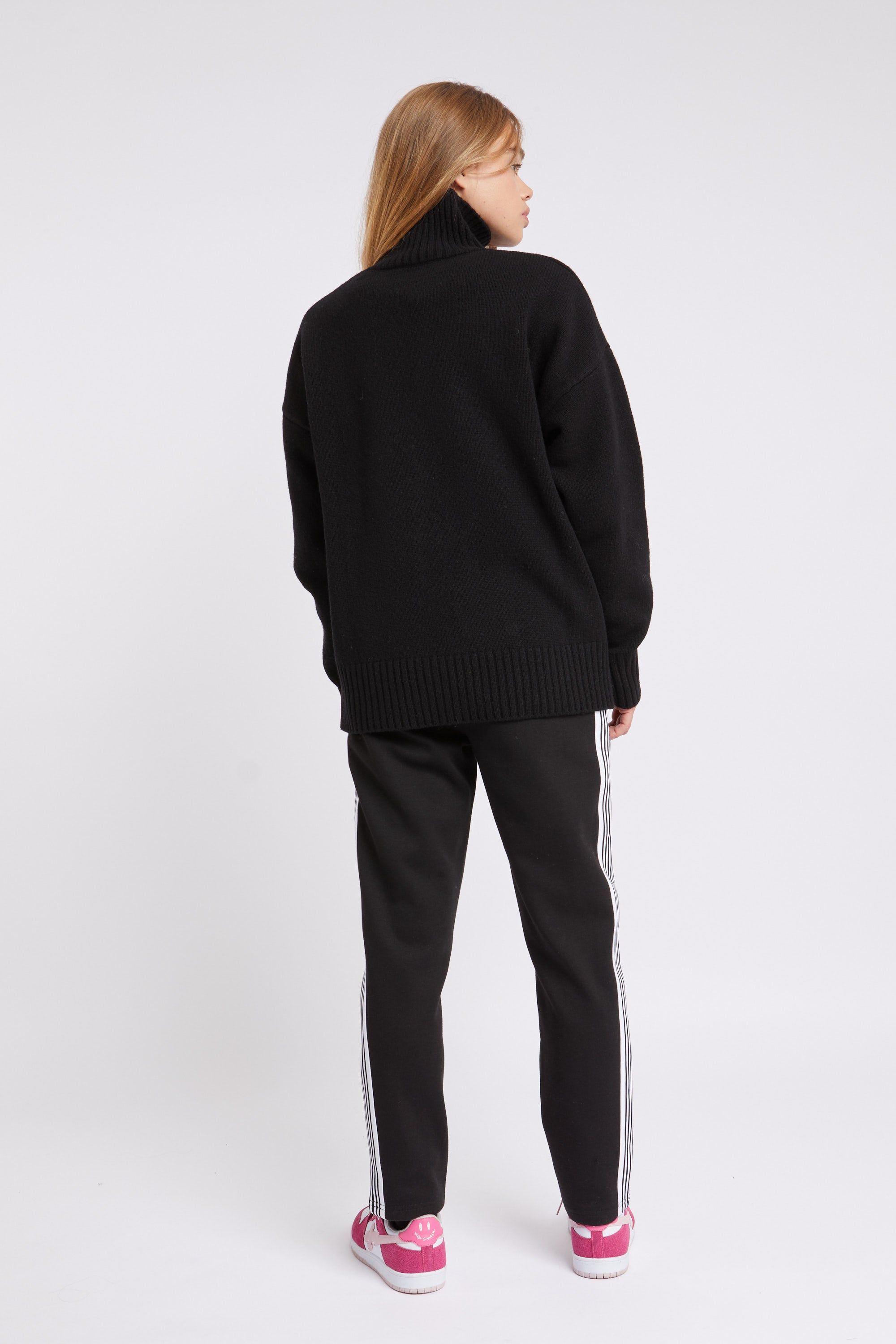 Macao Noir sold by Eleven Paris product image thumbnail 3