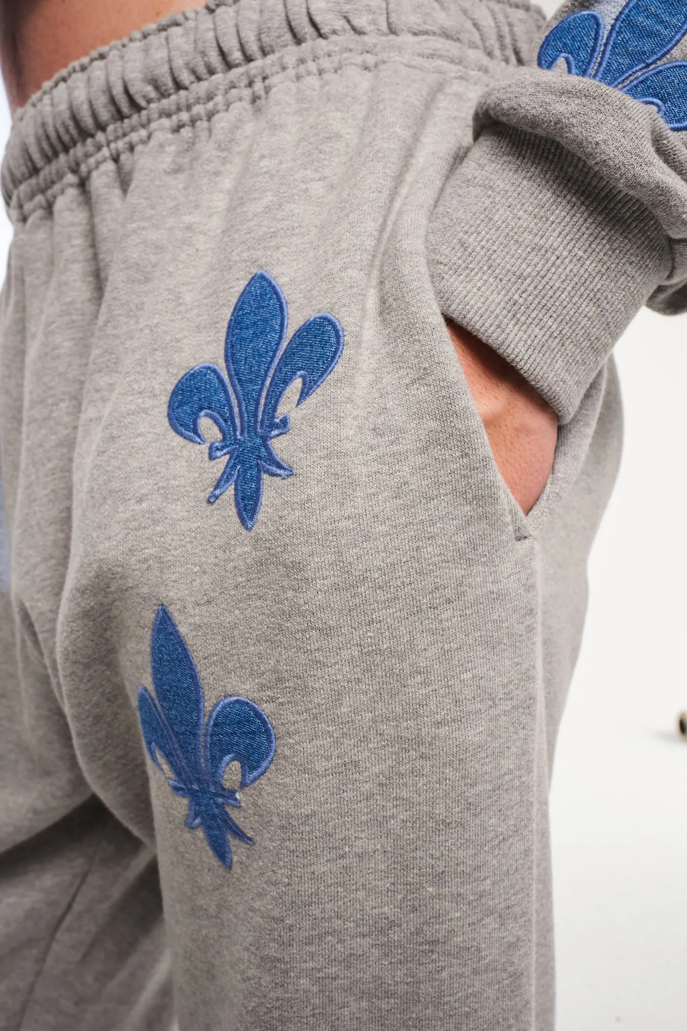 Narbonne Gris chiné sold by Eleven Paris product image thumbnail 5
