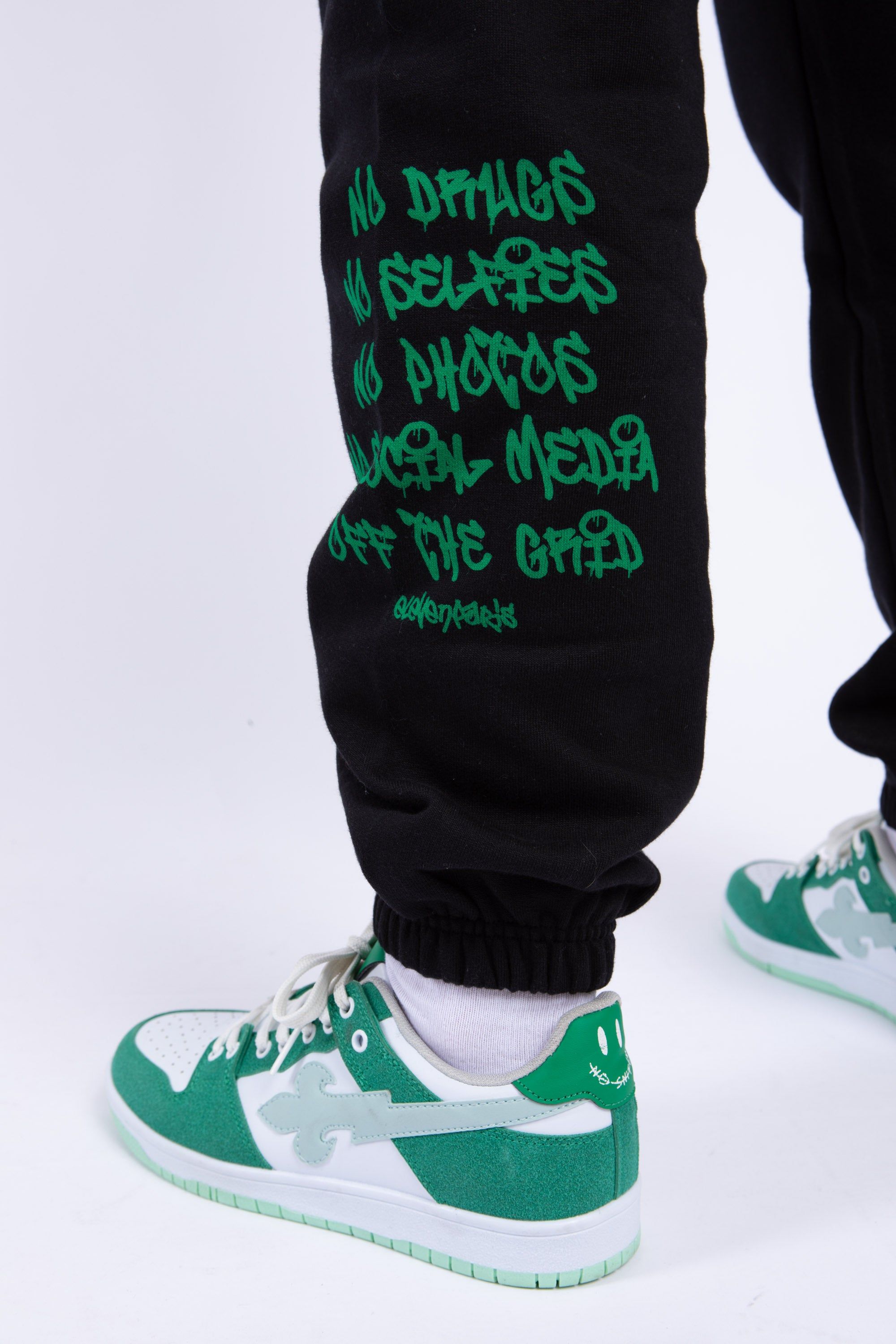 Dordogne Blk sold by Eleven Paris product image thumbnail 5