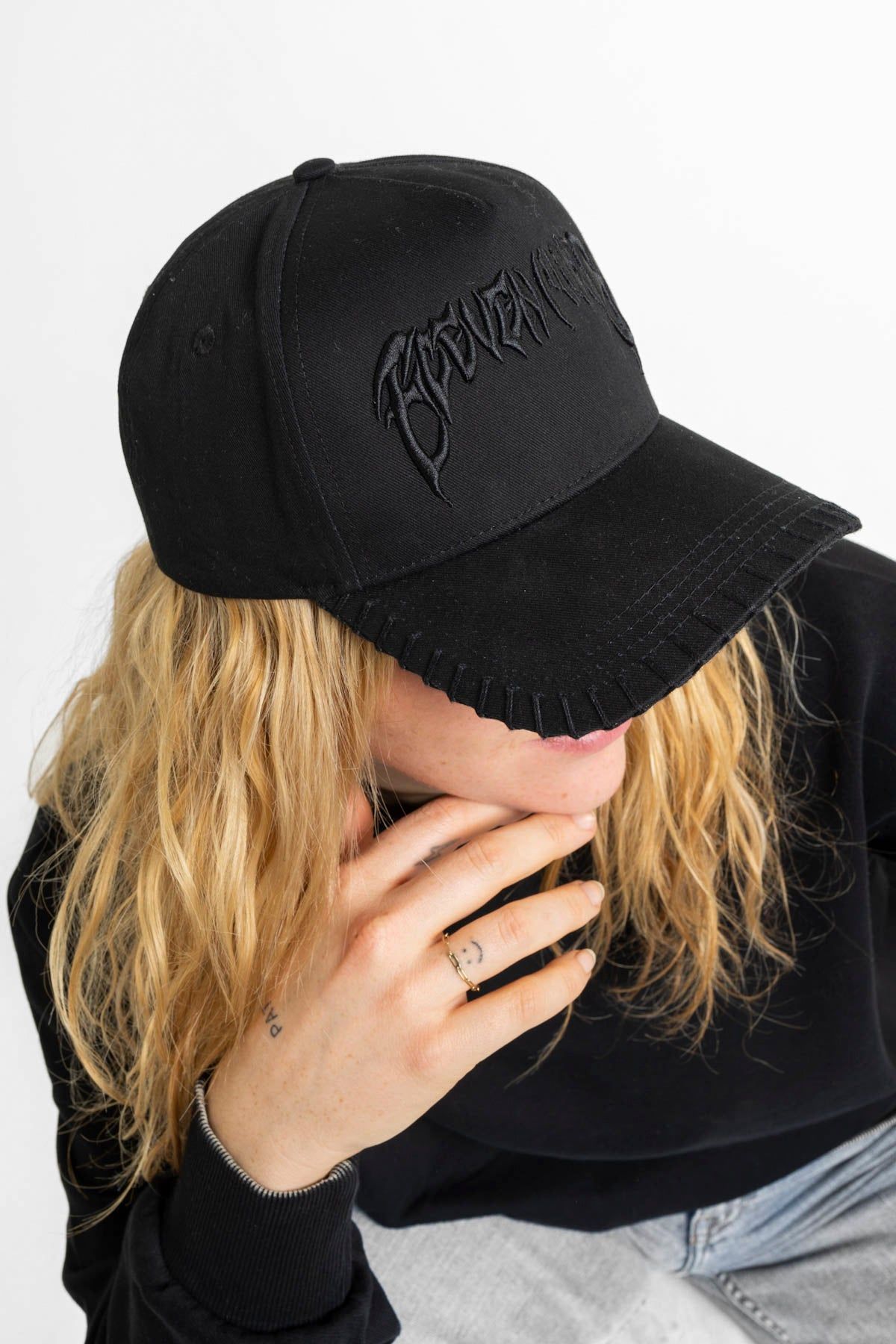 Linoy Black sold by Eleven Paris product image thumbnail 3