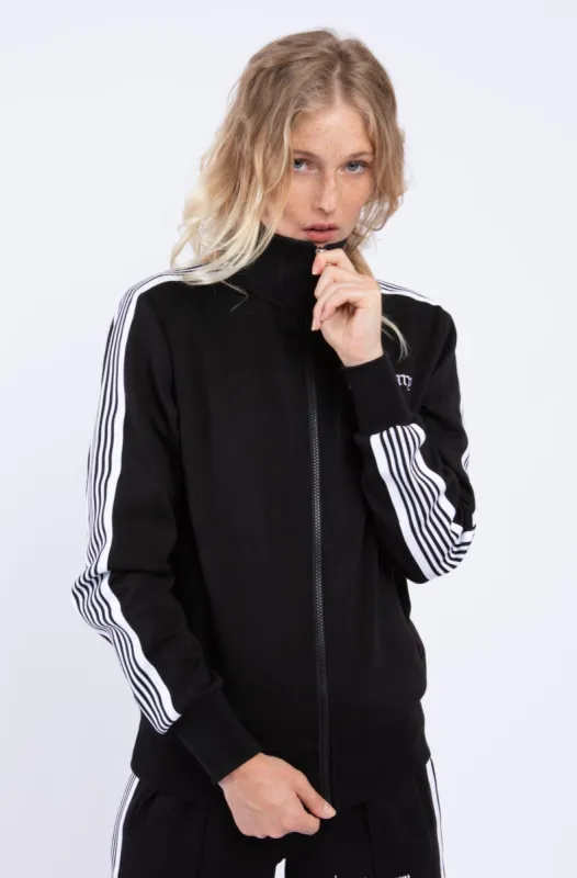 Montchavin Wht made by Eleven Paris