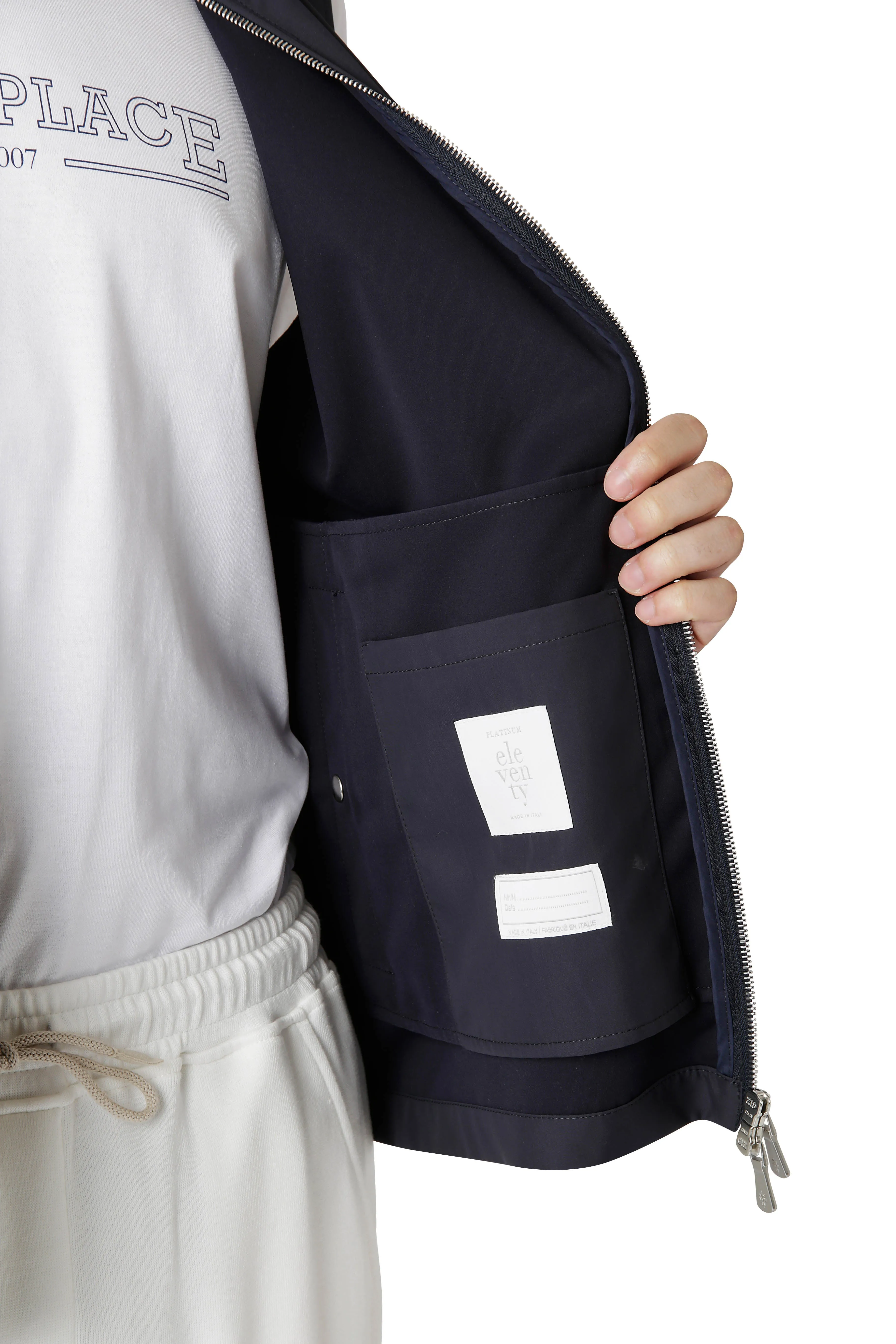 FULL ZIP VEST WITH STANDING NECK sold by Eleventy product image thumbnail 5