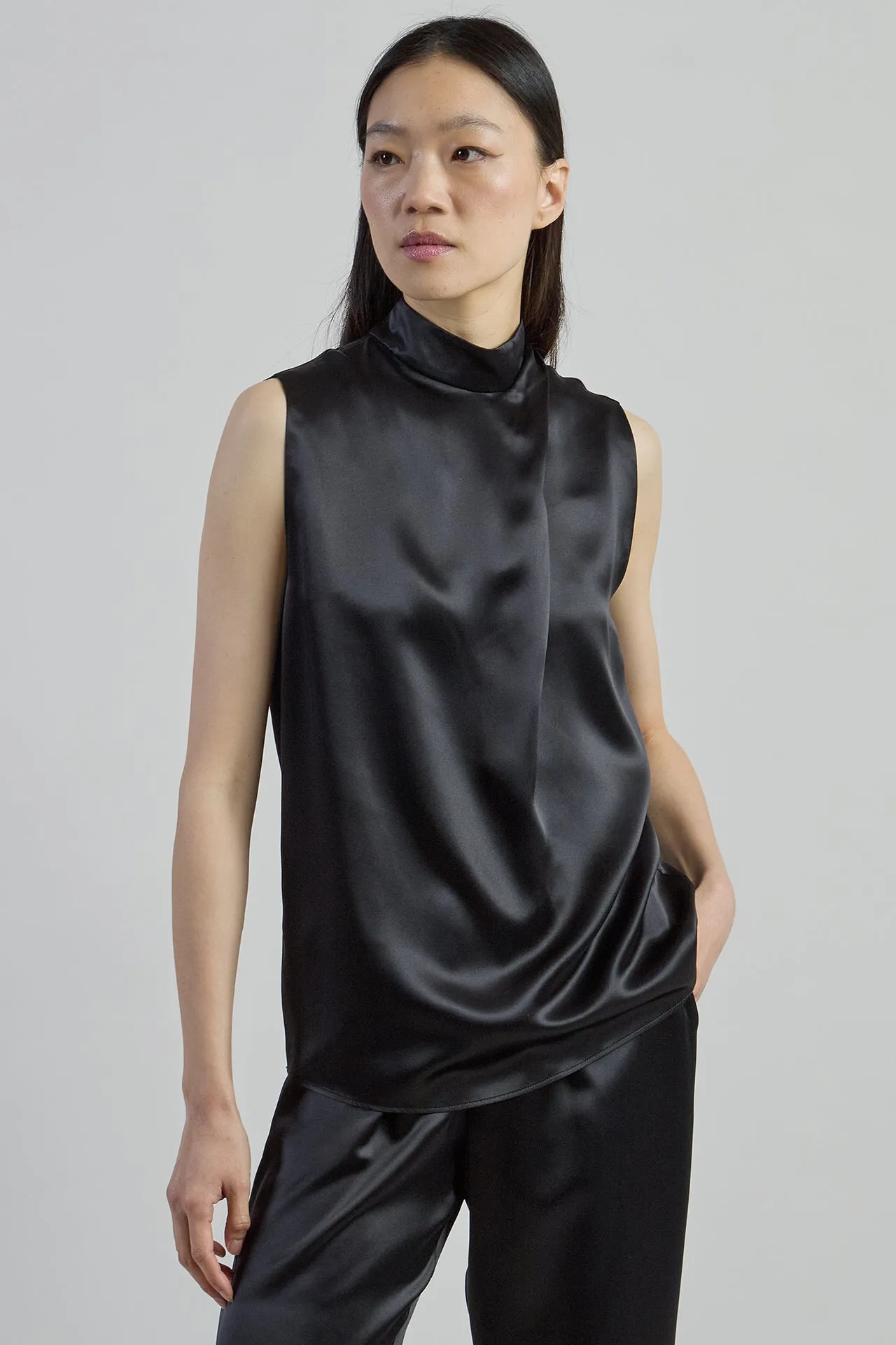 Women's Sleeveless Double Silk Satin Crossover Neck Top | Eleventy sold by Eleventy product image thumbnail 2