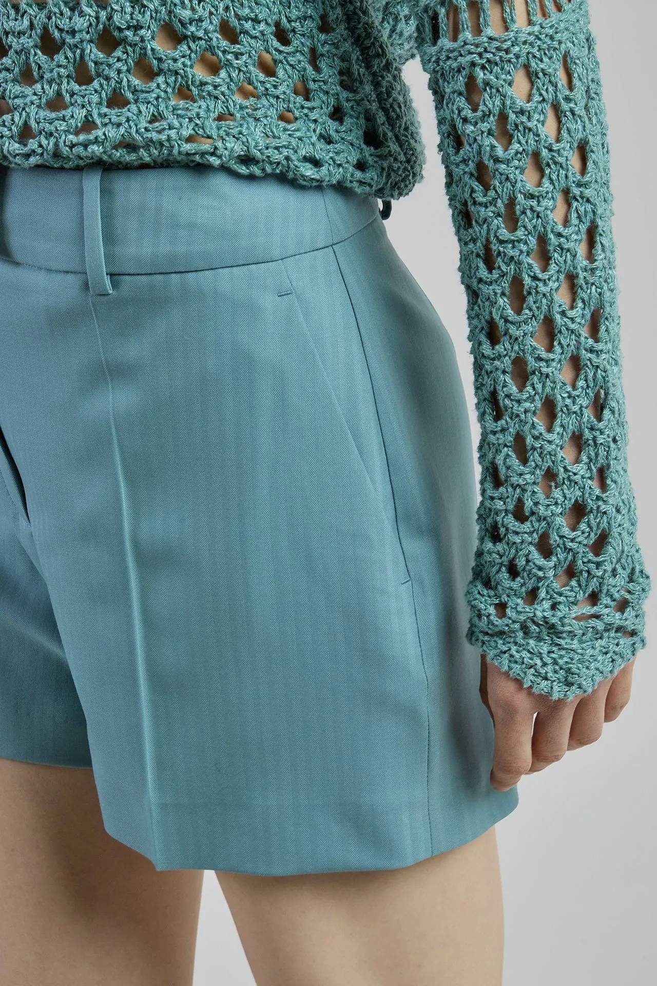 Women's Stretch Wool Travel Bermuda Shorts | Eleventy sold by Eleventy product image thumbnail 4