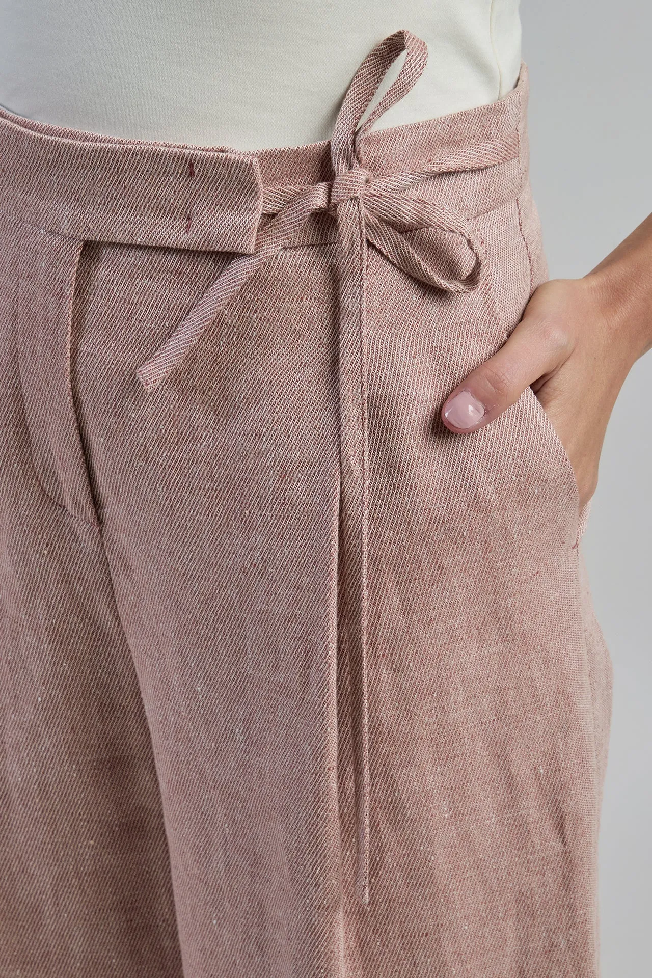 Women's Pure Linen Wide-Leg Trousers with Drawstring | Eleventy sold by Eleventy product image thumbnail 4