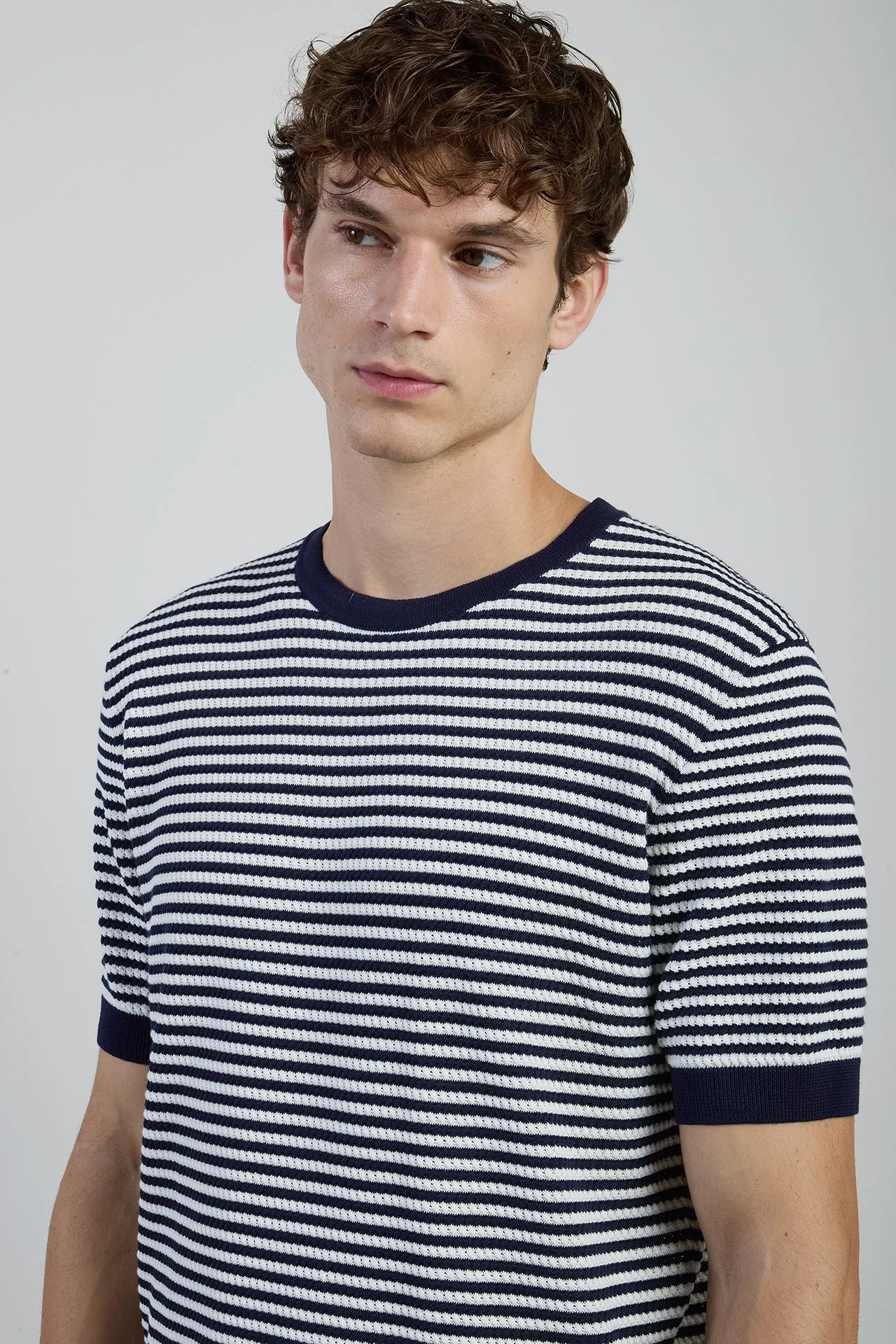 Men's Striped Crew Neck Sweater in Cool Cotton | Eleventy sold by Eleventy product image thumbnail 4